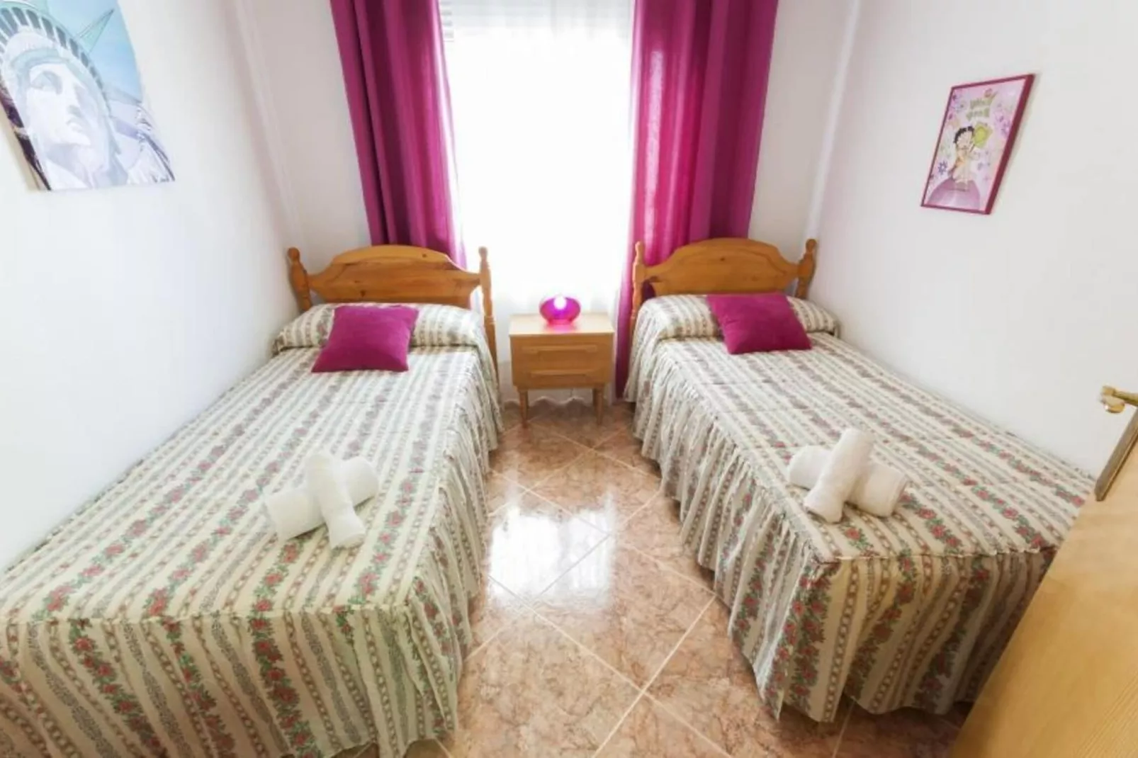 Niza-Bedroom