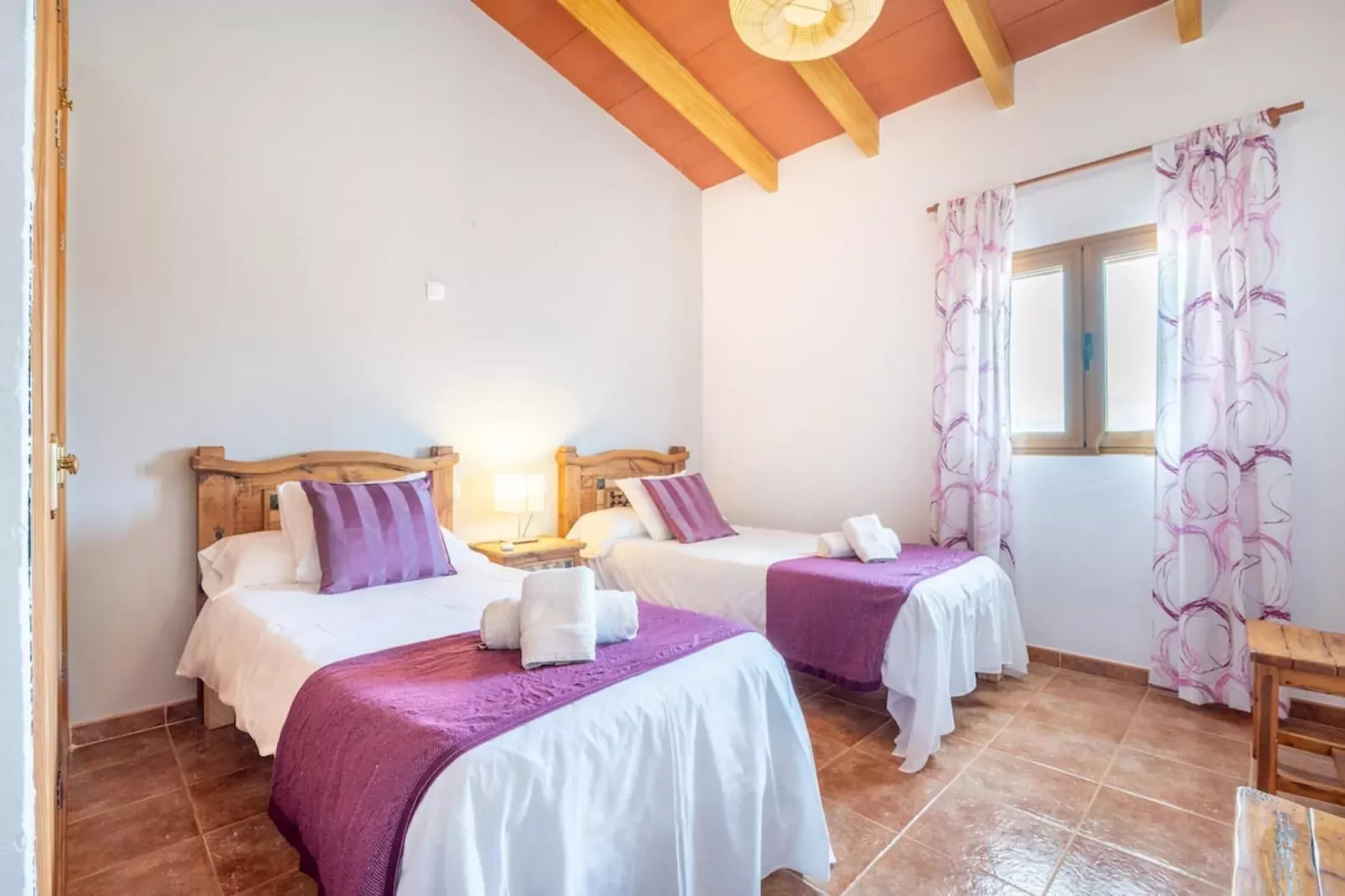 Can Grau Petit-Bedroom