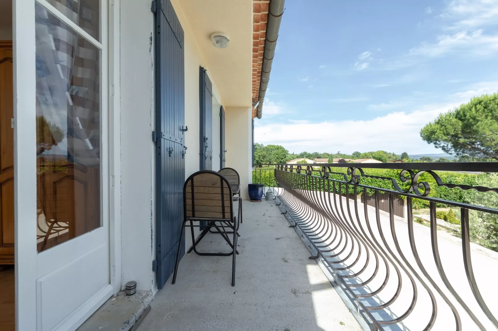 Villa Carpentras-Terrace balcony