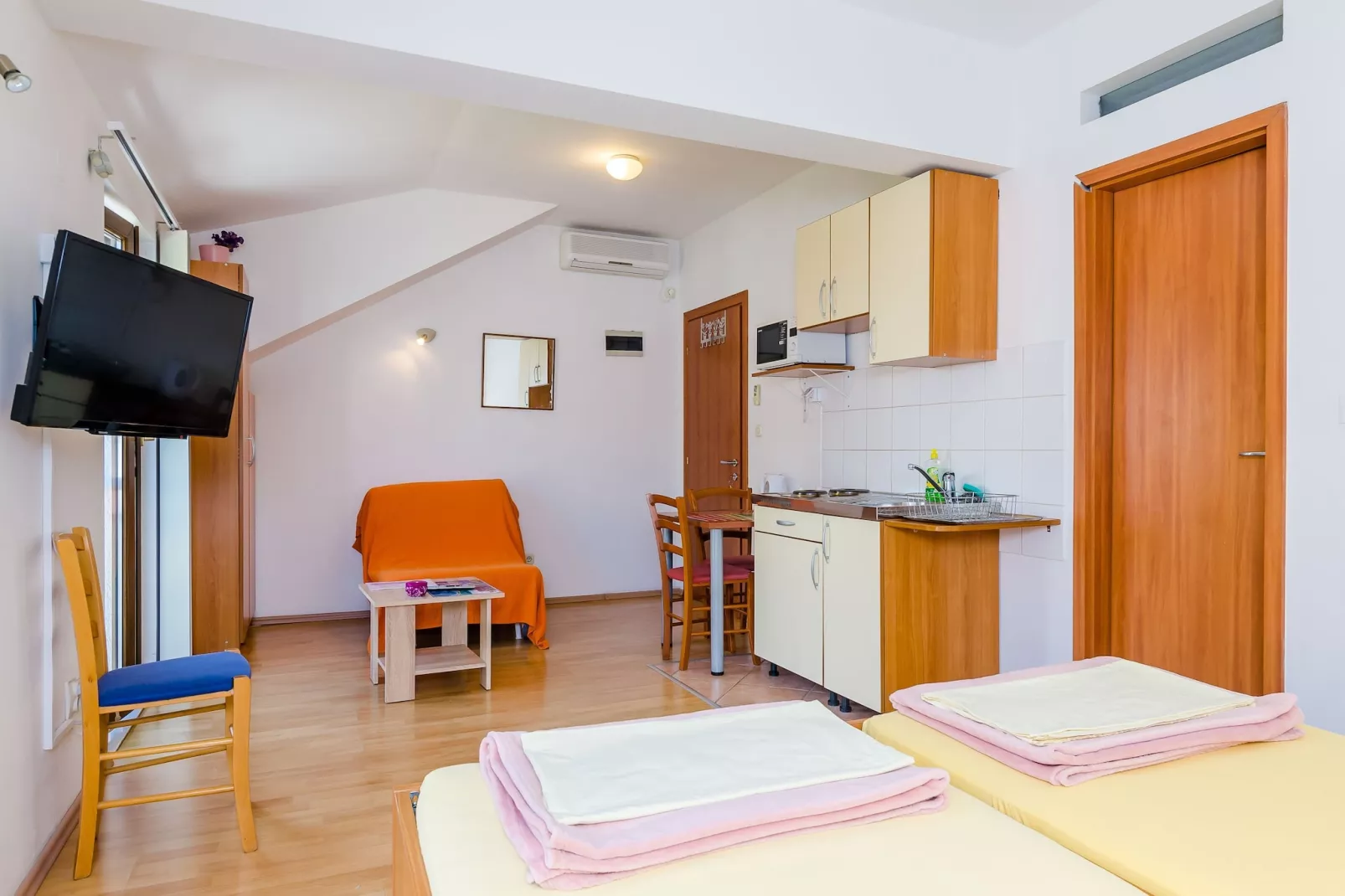 Apartments Princ Hrvoje- Studio-Chambre