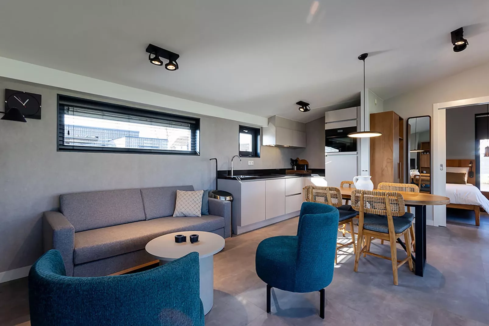 Docklodge 16-Living room
