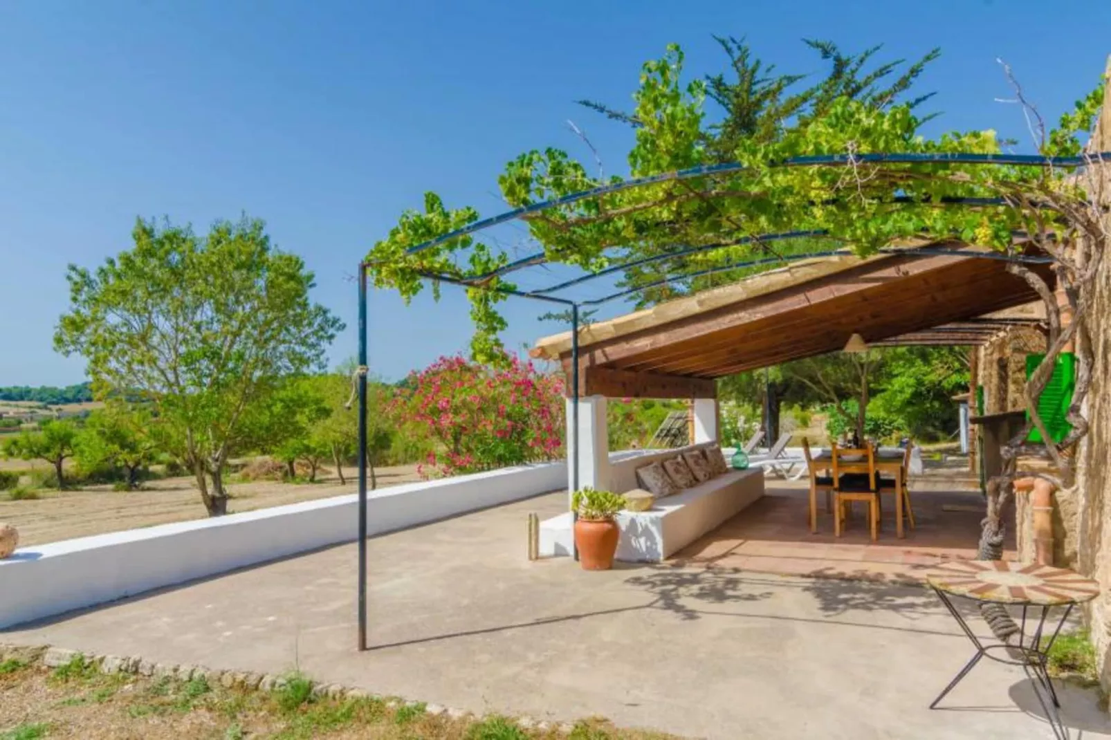 Calm And Luxury-Terrace balcony
