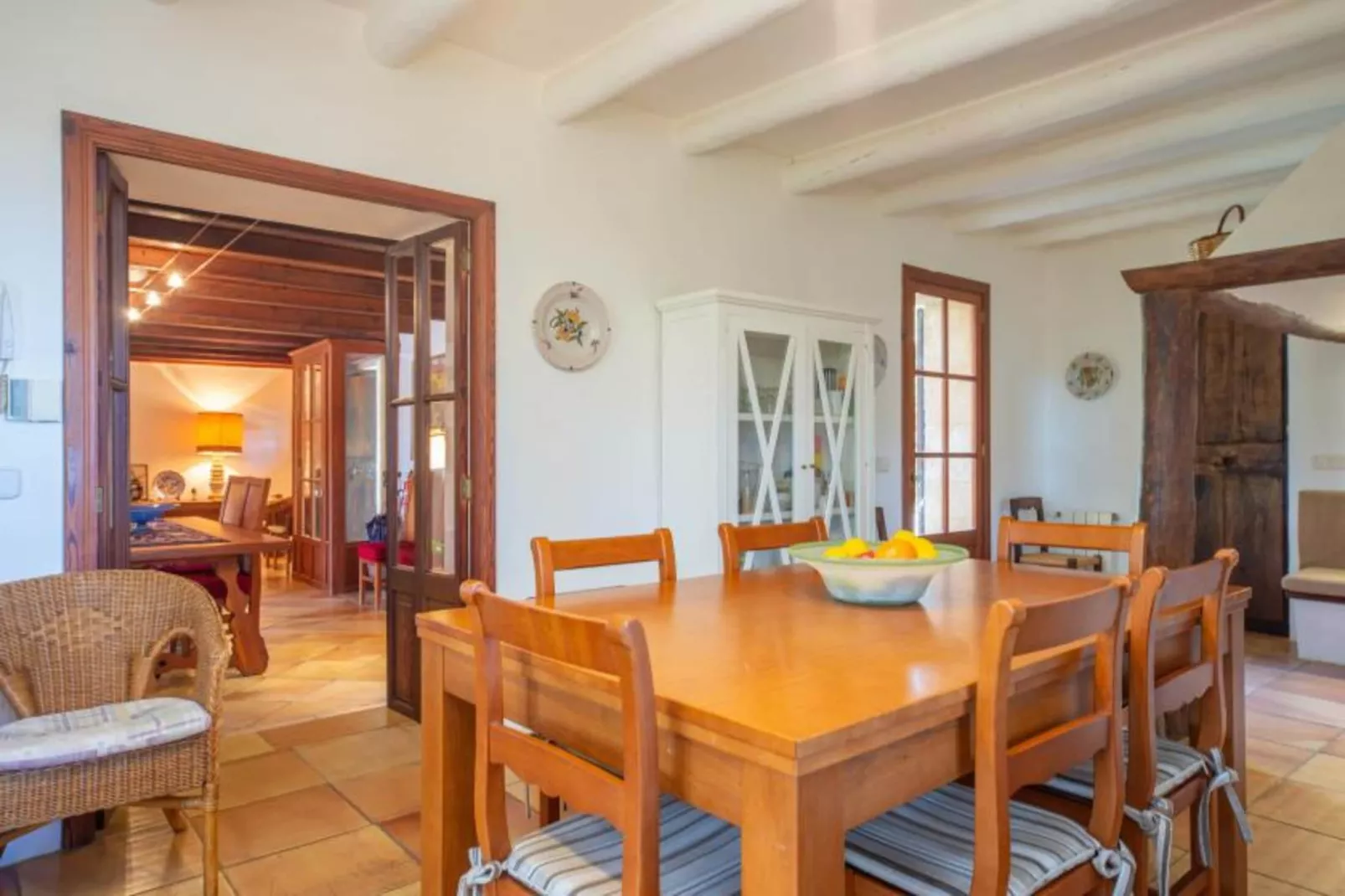Son Poca Palla-Dining room