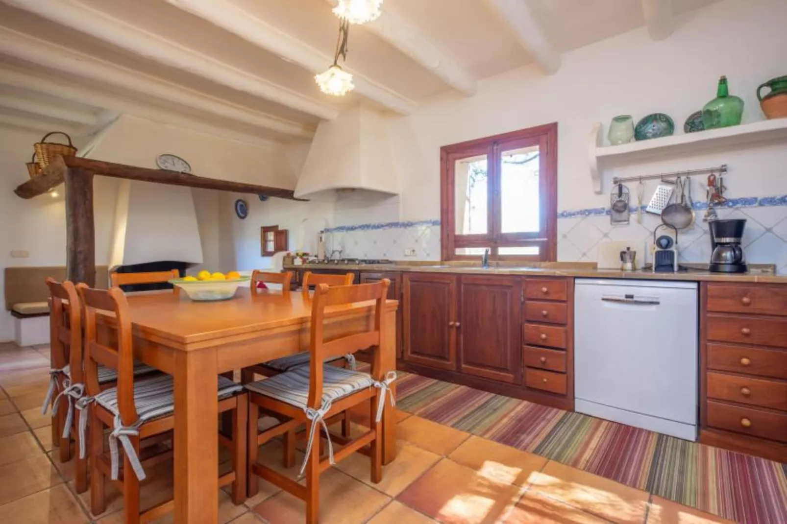 Son Poca Palla-Kitchen