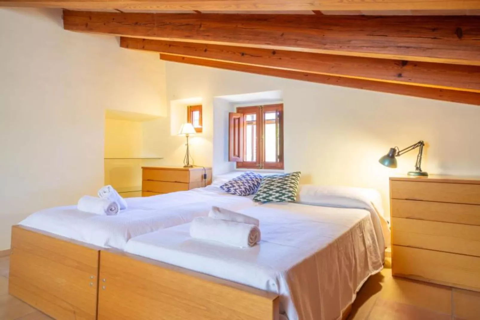 Son Poca Palla-Bedroom