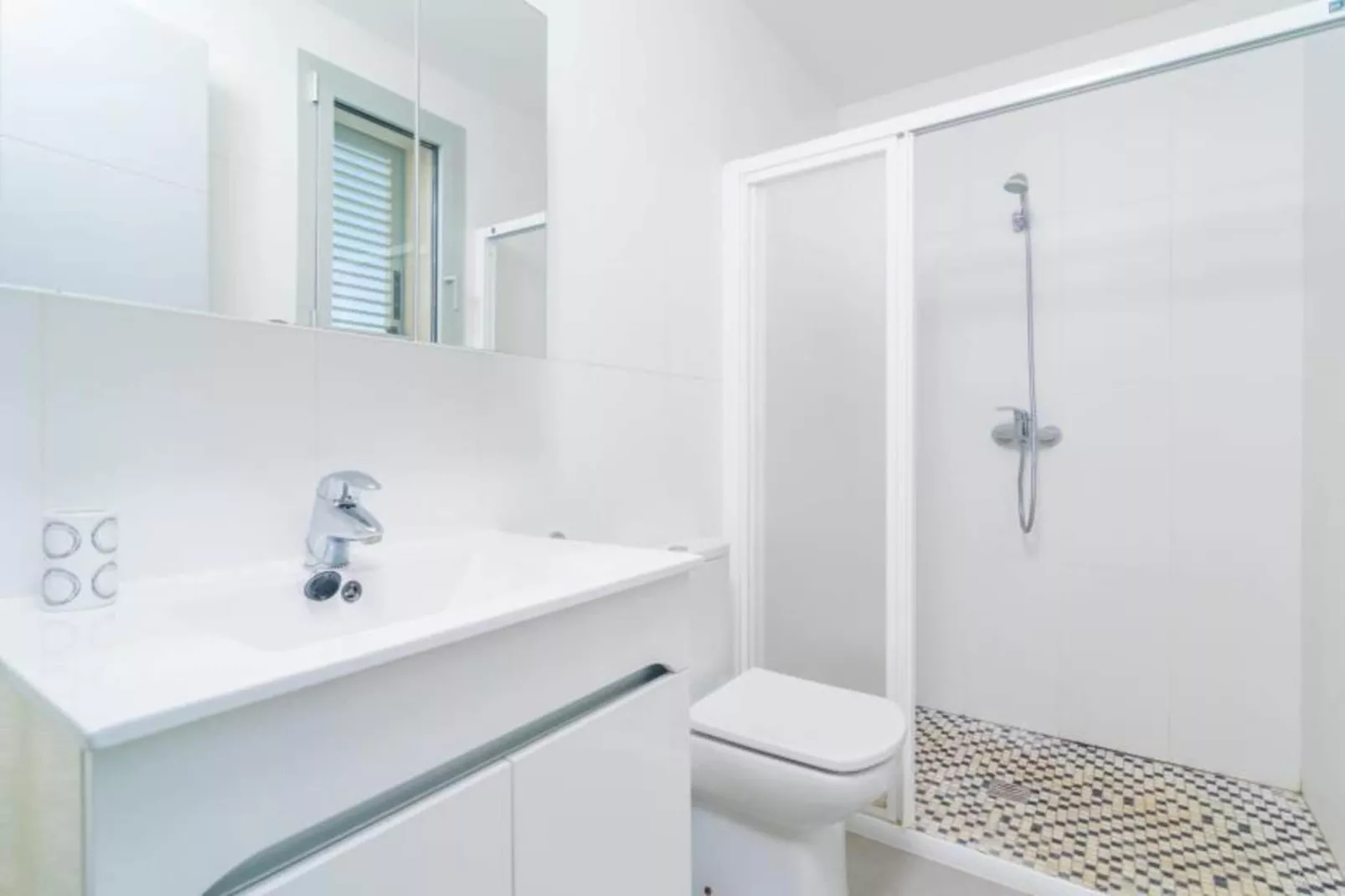 Borges-Bathroom