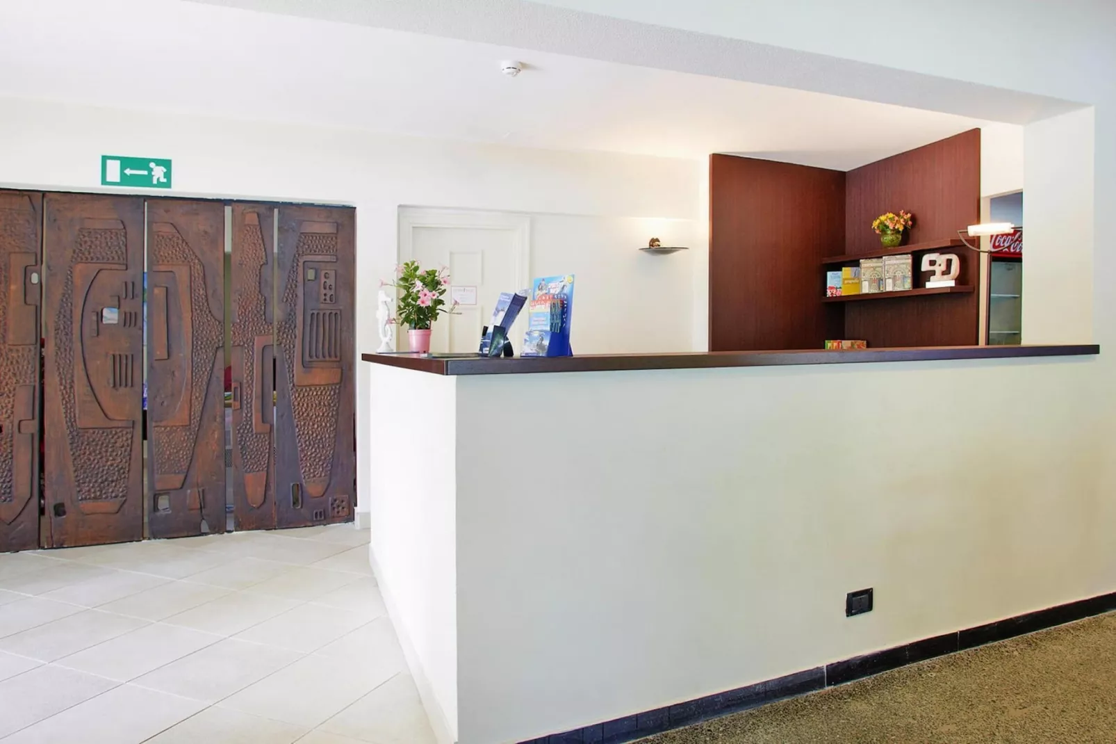 Residence Miriam Pietra Ligure - B4 SUP/B4SU renoviert in 2014-Reception hall