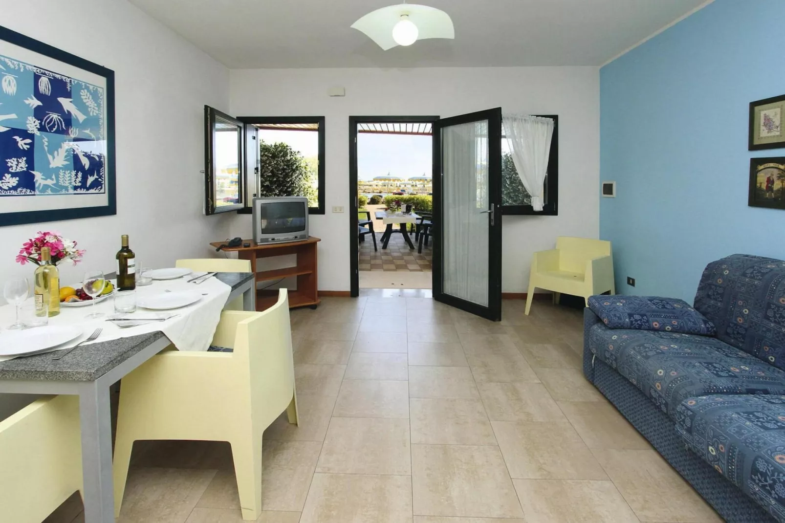 Residence Eurobeach Cavallino-2-Raum-app 40 qm 5 Pers Family-Living room
