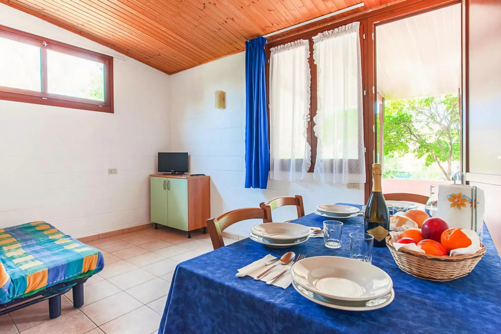 Holiday resort Rosapineta Sud, Rosolina Mare-BW2/B2-Dining room
