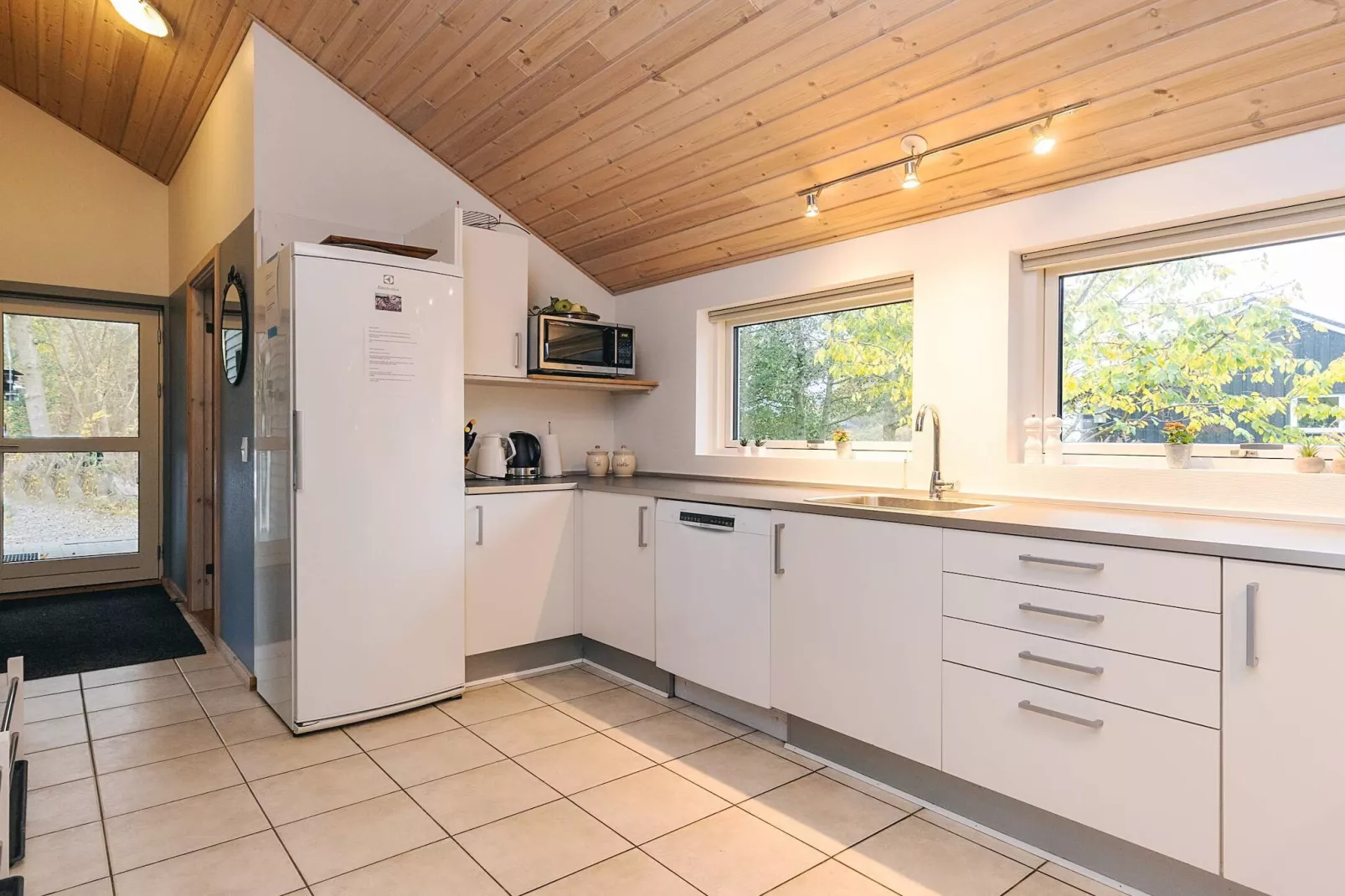 14 person holiday home in Millinge-Indoor