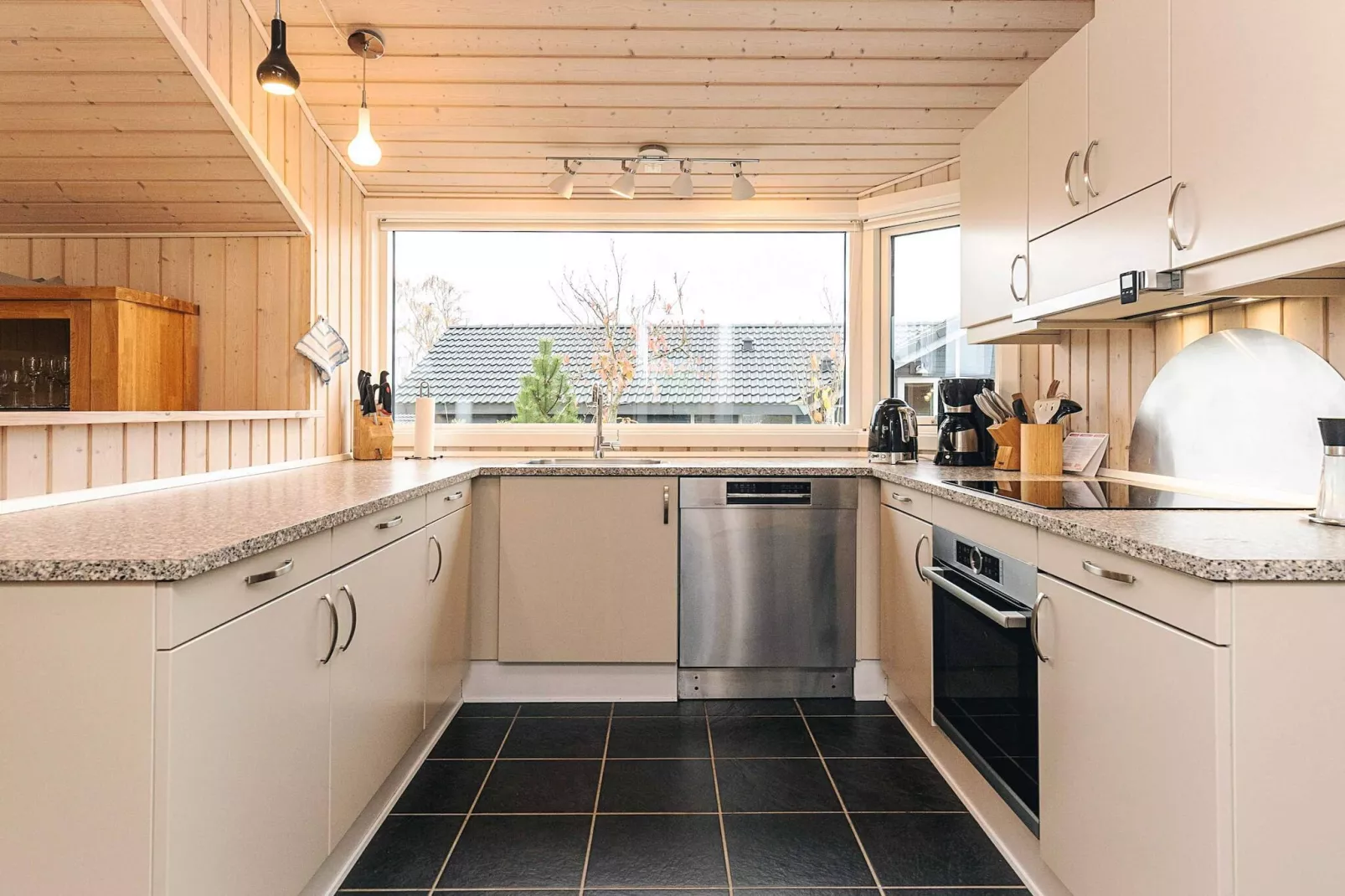 8 Personen Ferienhaus in Bogense-By Traum-Innenbereich