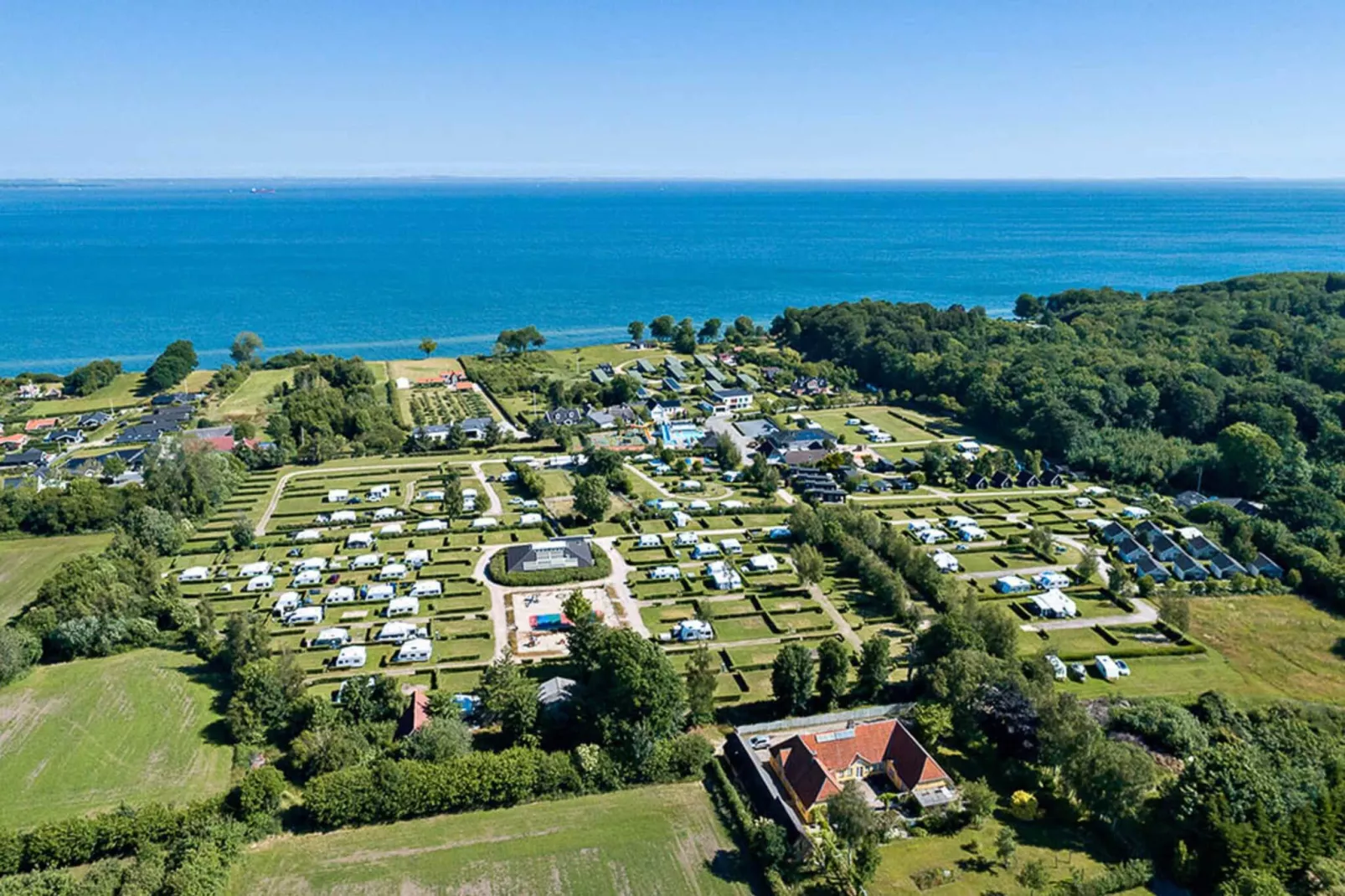 Vipperød hytte Plus 6+2 senge-Non étiqueté