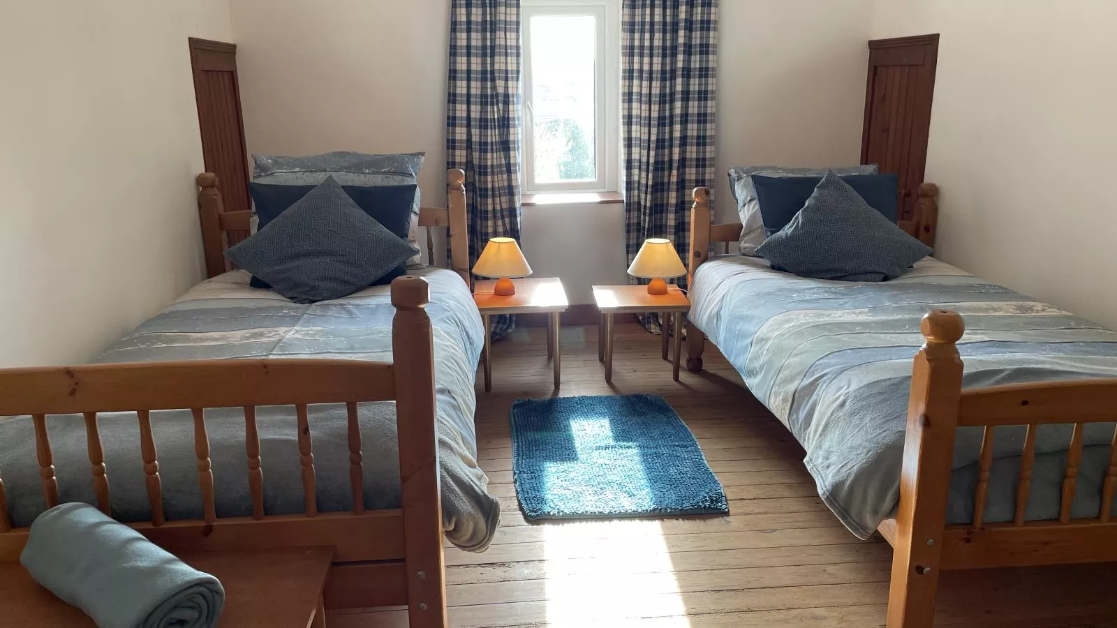 Gîtes de La Maison du Bonnesheur-Bedroom