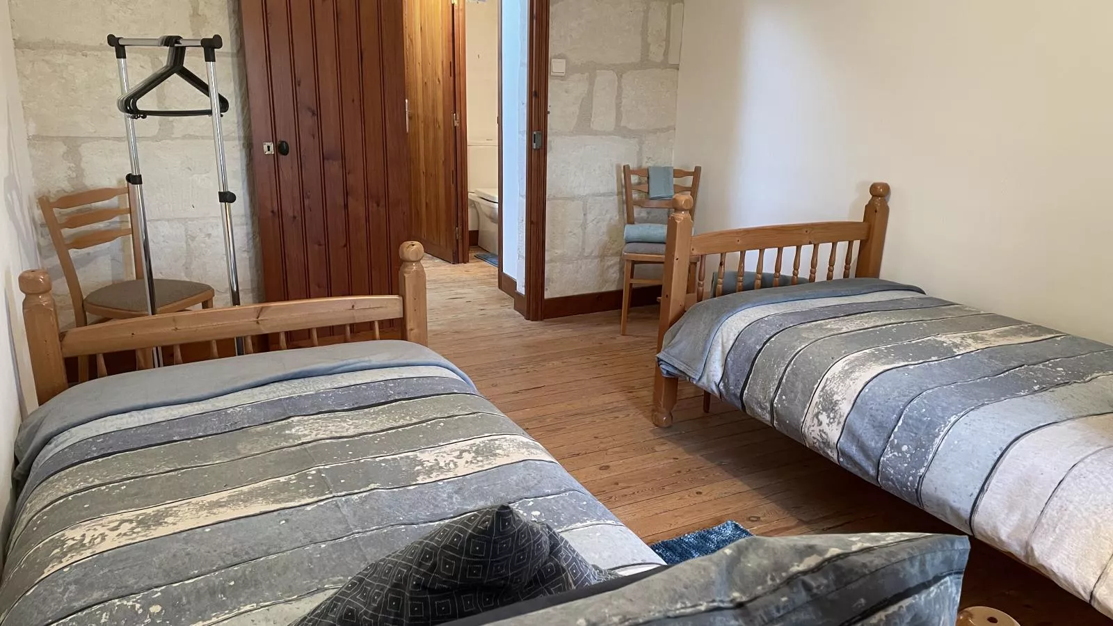 Gîtes de La Maison du Bonnesheur-Bedroom