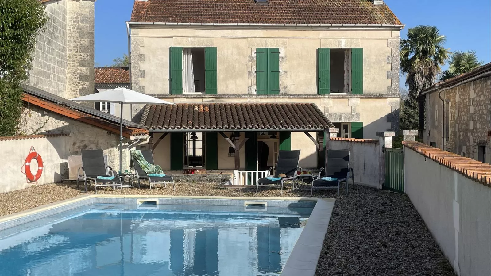 Gîtes de La Maison du Bonnesheur-Pool