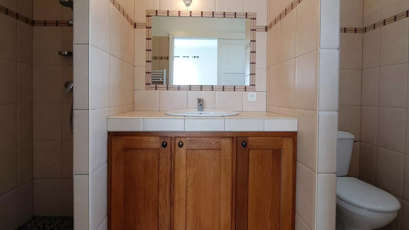 Du Soleil-Bathroom