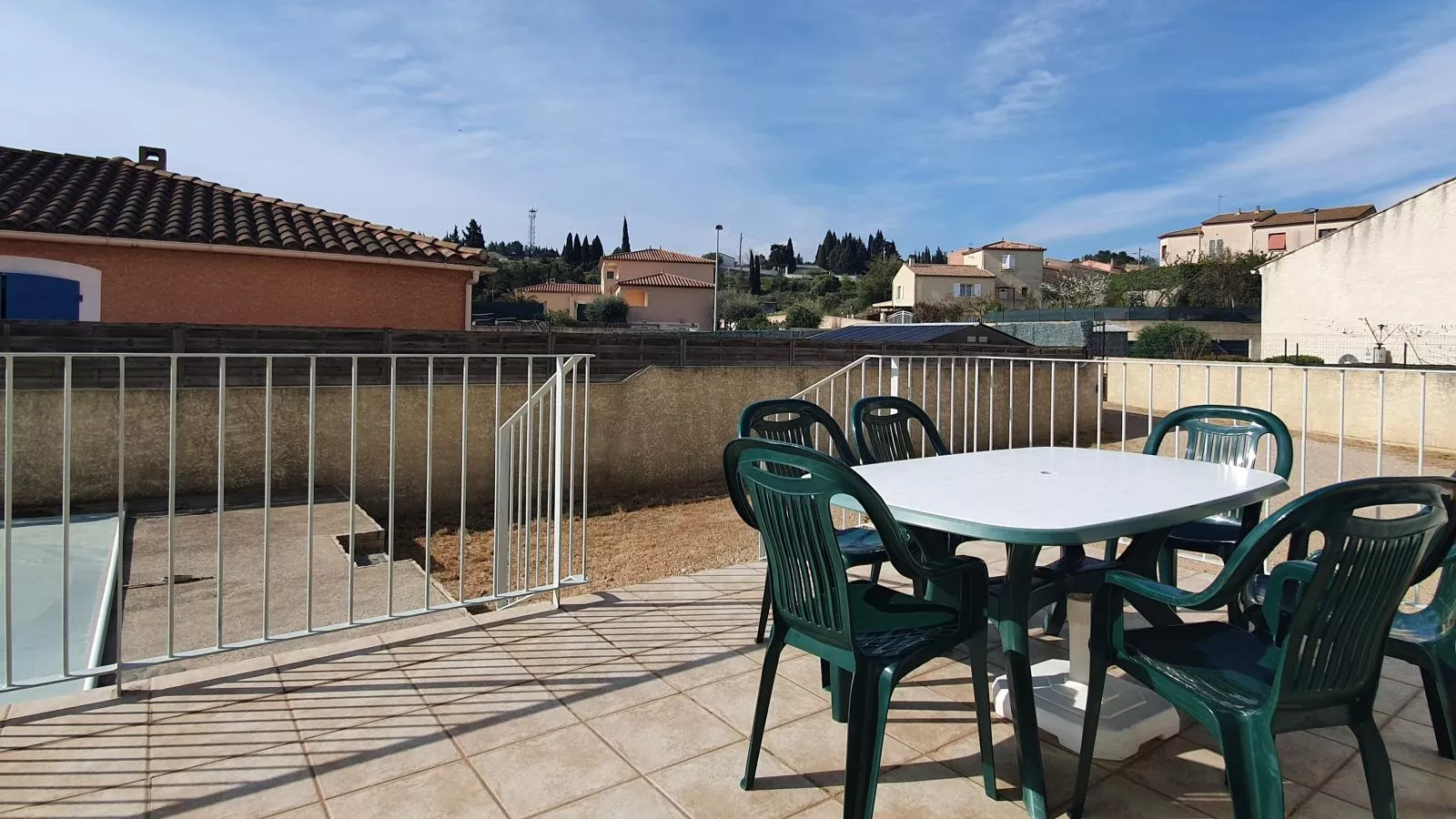 Du Soleil-Terrace balcony