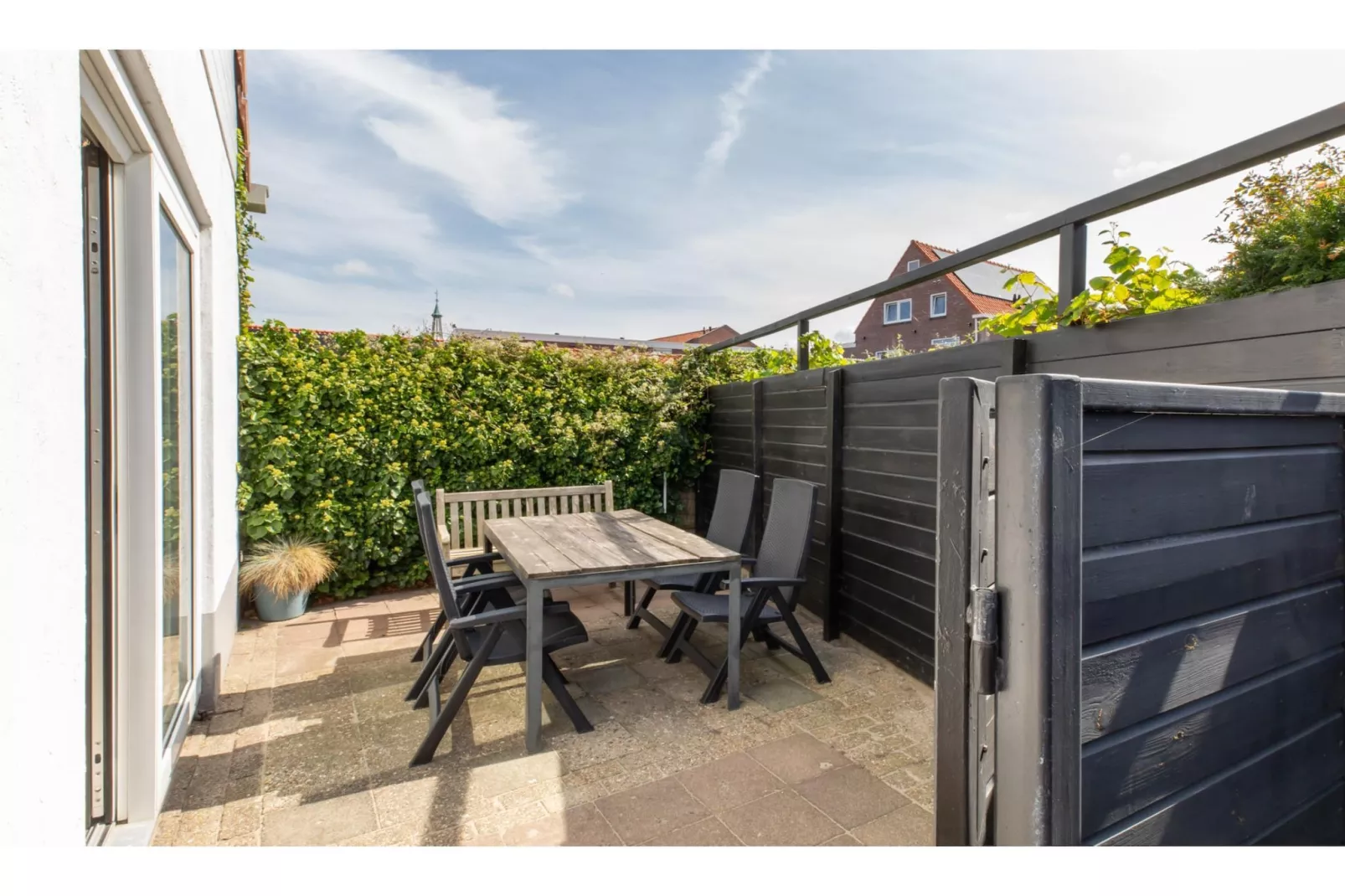 Zuidstraat 113- Zomerwoning-Terrace balcony