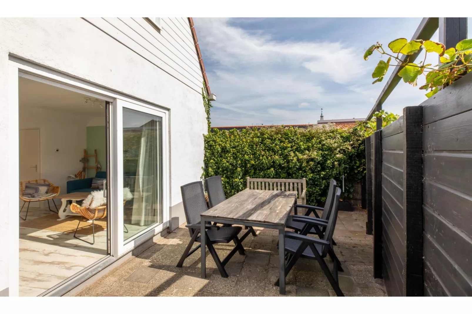 Zuidstraat 113- Zomerwoning-Terrace balcony