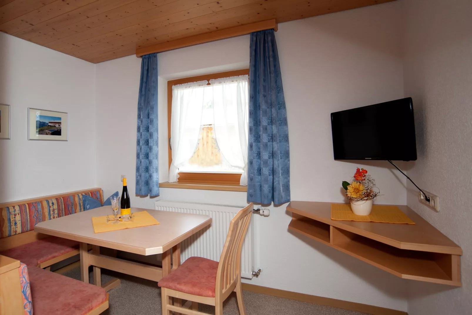 Schönblick 1-Dining room