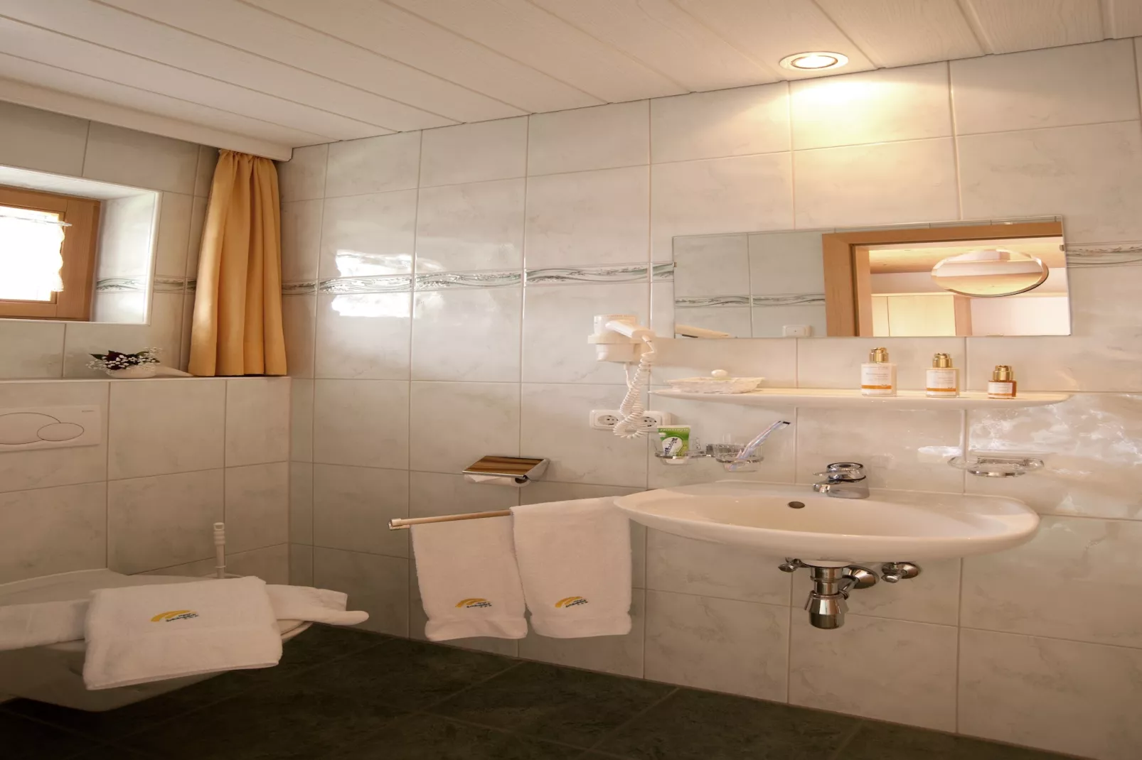 Schönblick 1-Bathroom