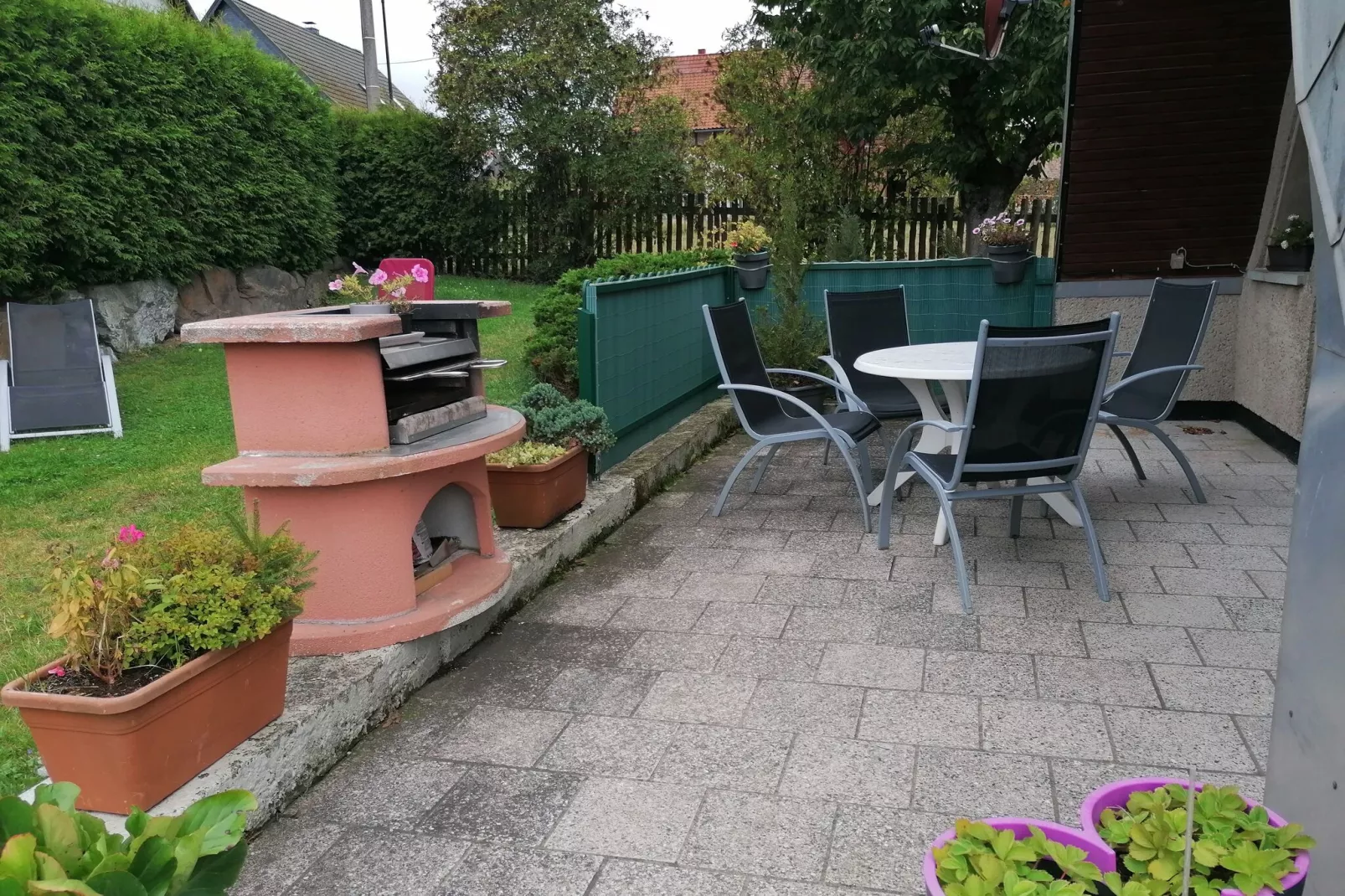 Moni-Terrace balcony