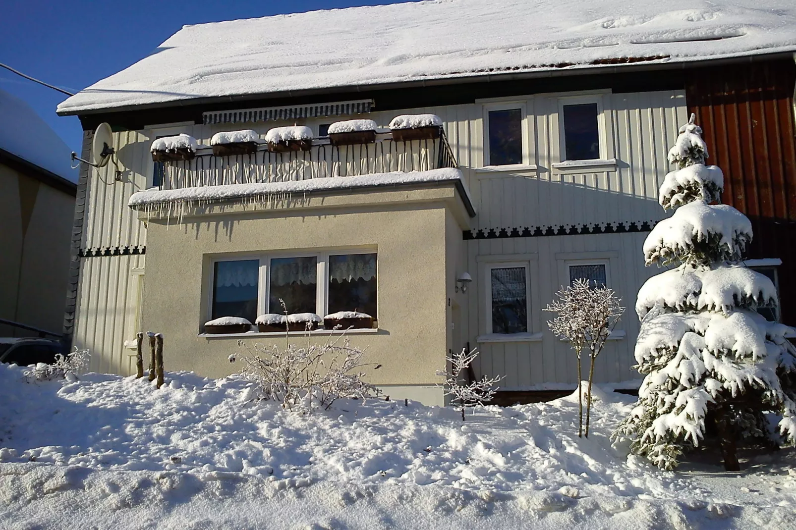 Stalter-Exterior winter