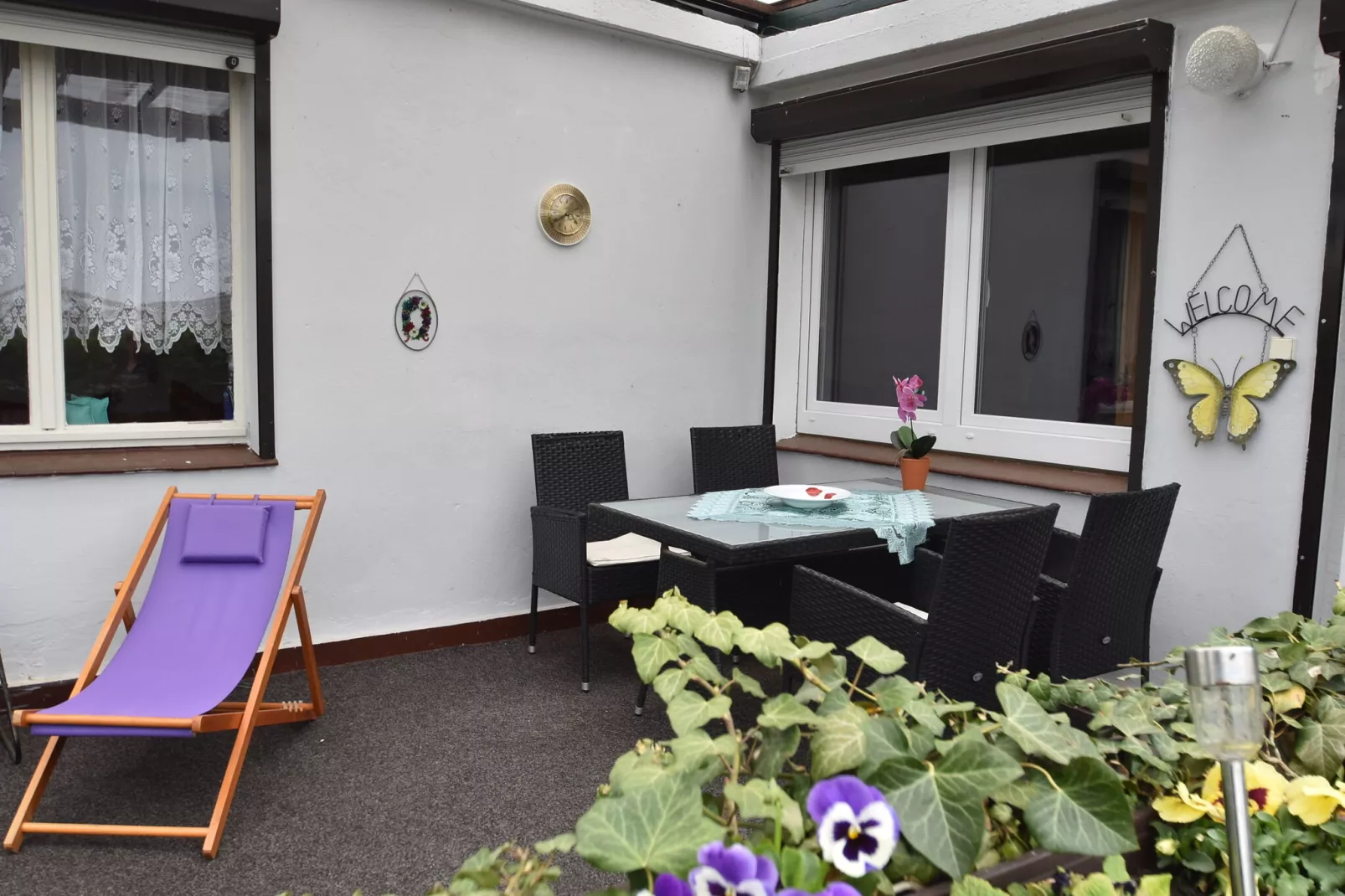 Angela-Terrace balcony
