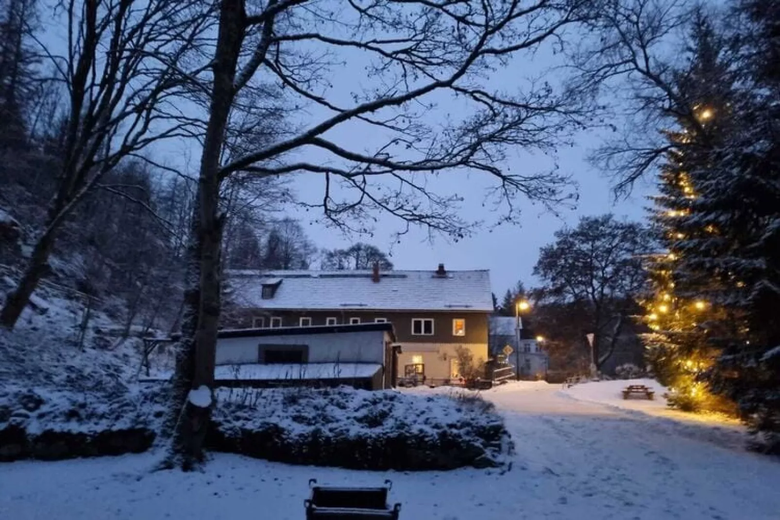 Der alte Kutscherhof-Exterior winter