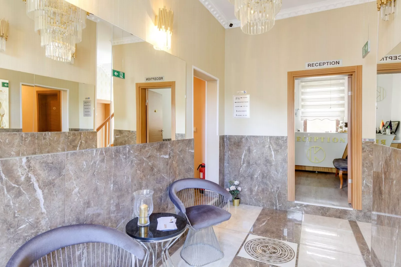 Apartment Oberhausen 2 Personen I-Reception hall