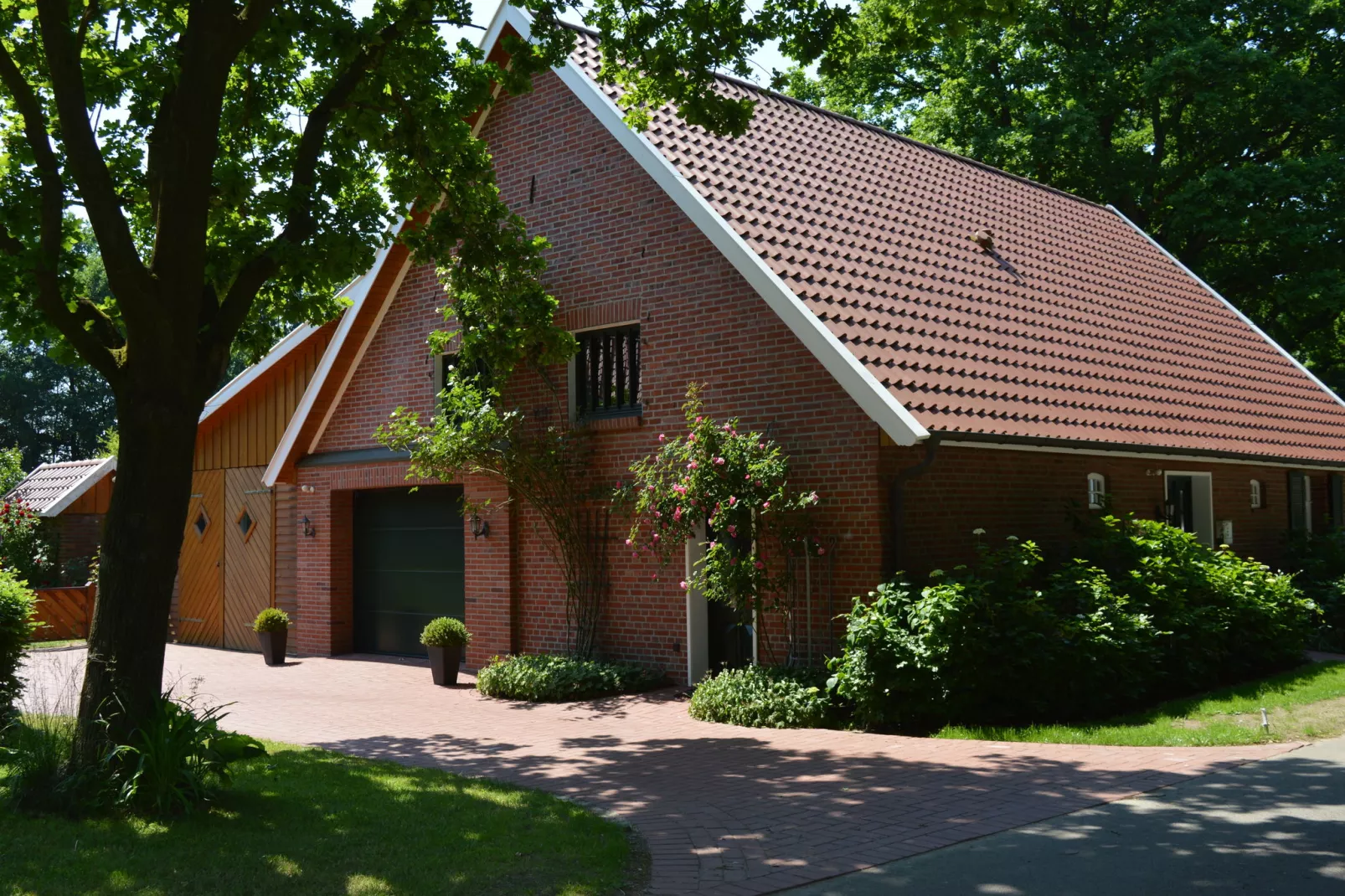 Landhaus Lindern-Exterior summer