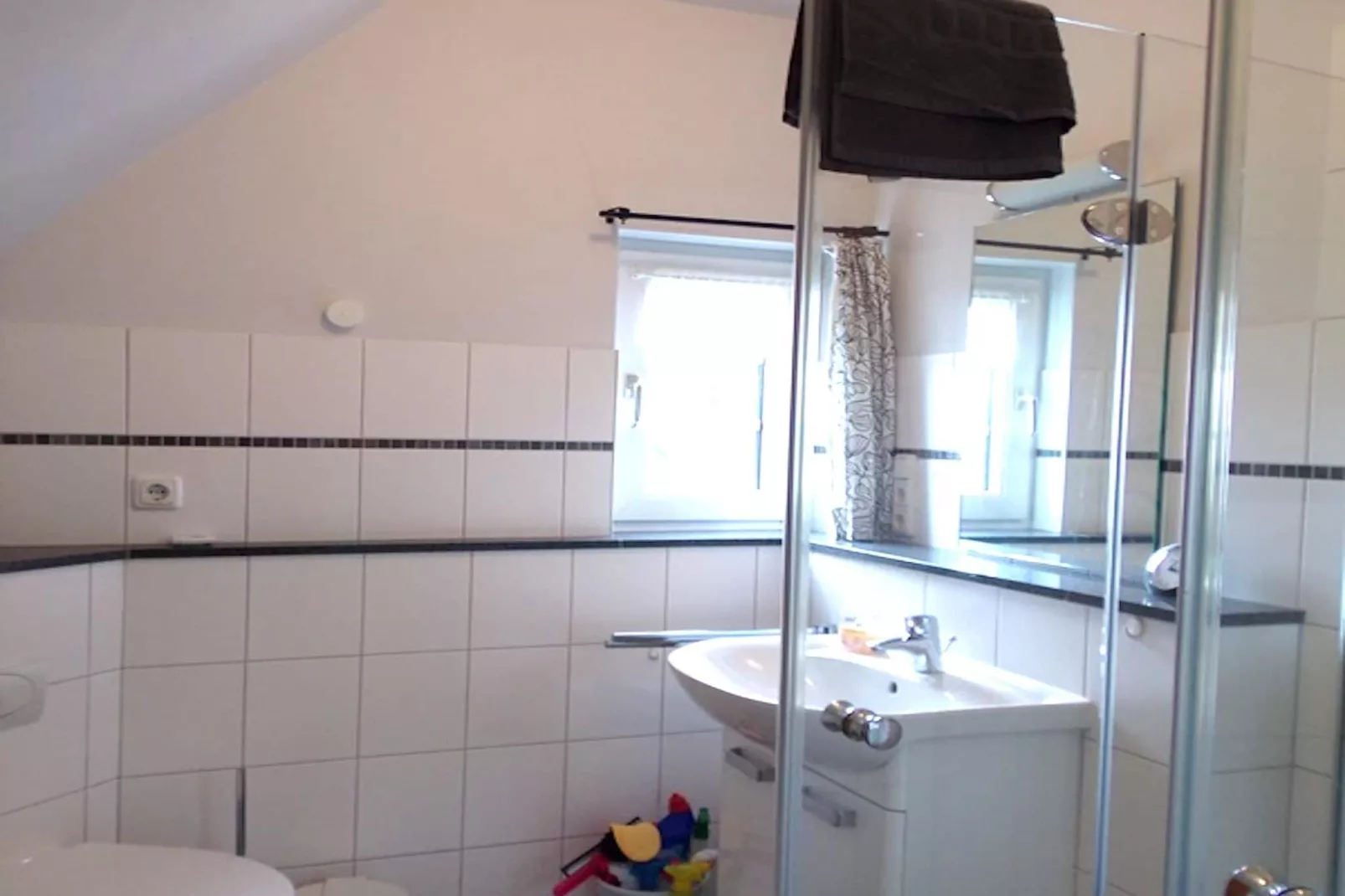 Ferienhaus Neurott Monschau-Kalterherberg-Bathroom