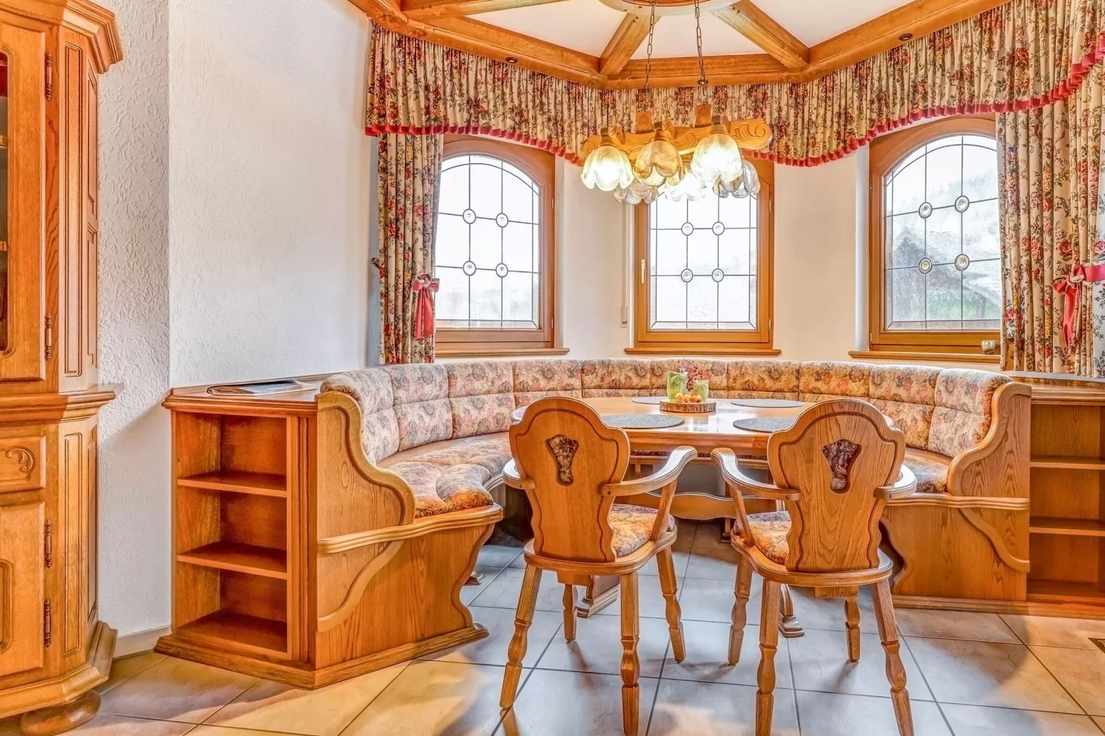 Ferienwohnung Nordschleife Nürburgring-Dining room