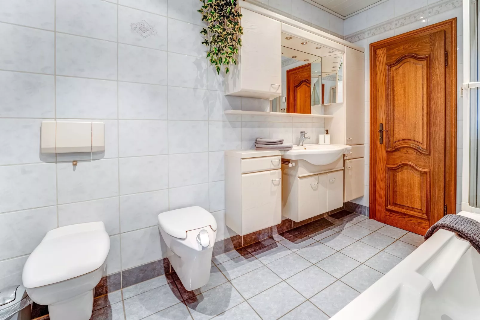 Ferienwohnung Nordschleife Nürburgring-Bathroom
