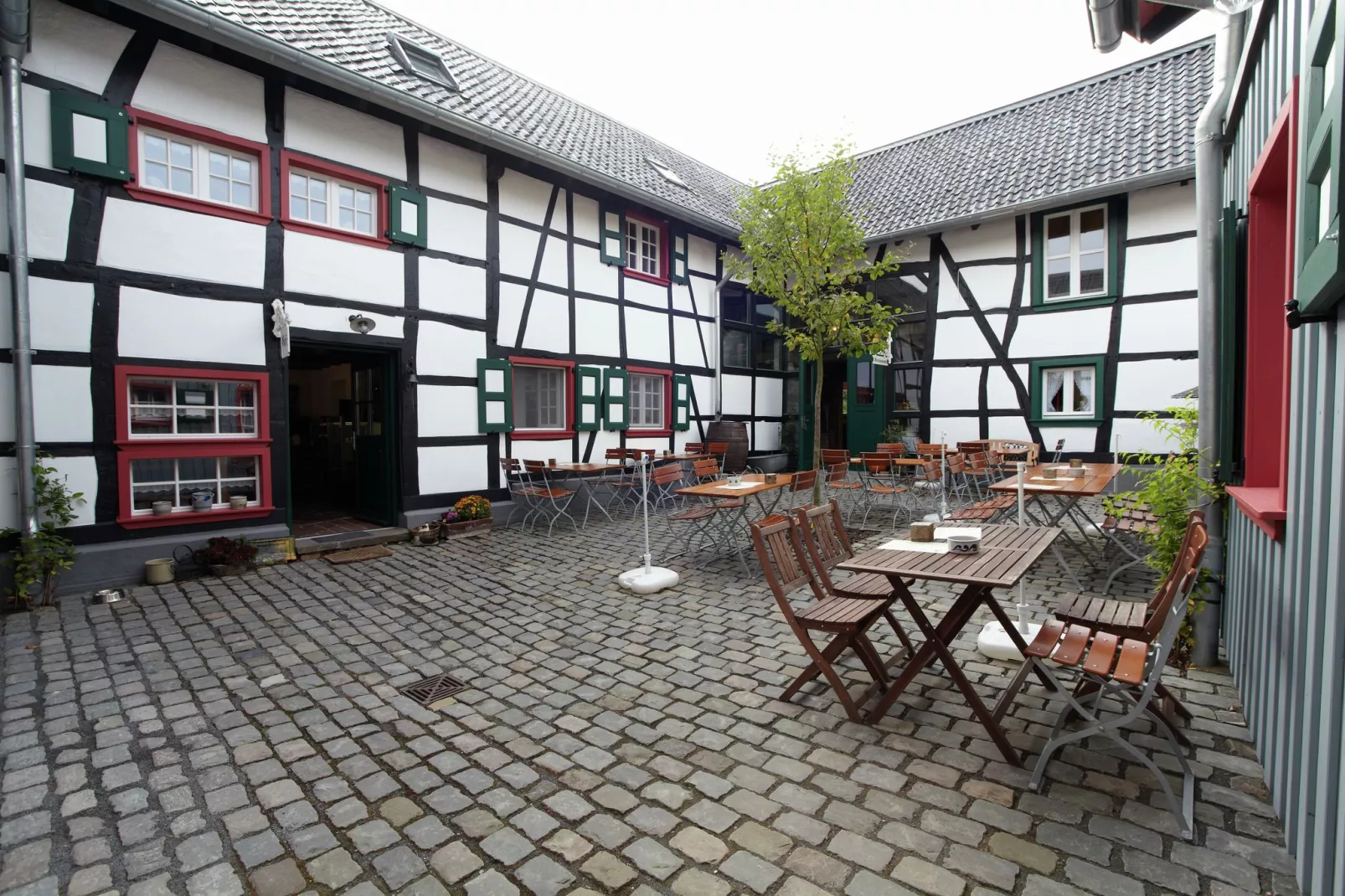 Morsbacher Hof I-Exterior summer