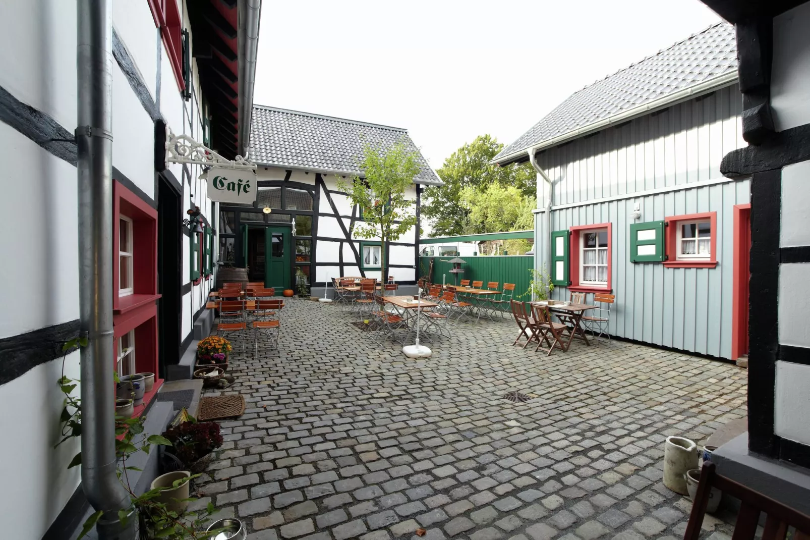 Morsbacher Hof I-Exterior summer