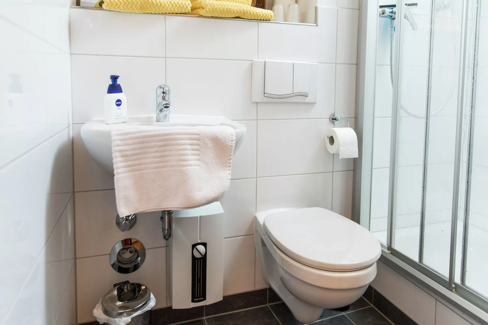 Morsbacher Hof II-Bathroom