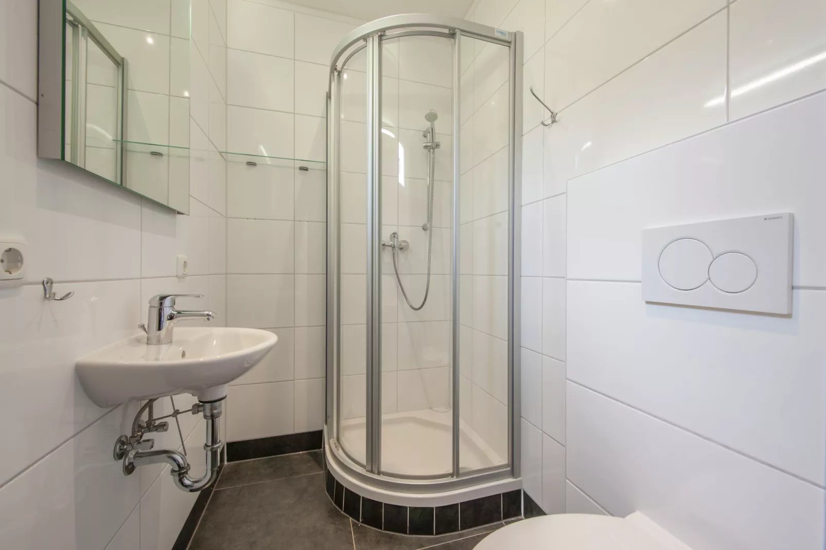 Eifelpark Kronenburger See 3-Bathroom