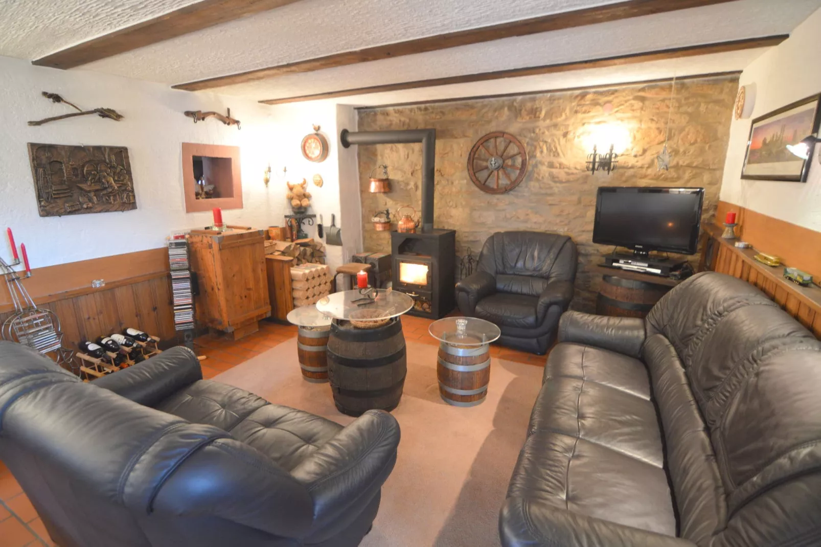 Scheune zur Schönen Aussicht-Living room