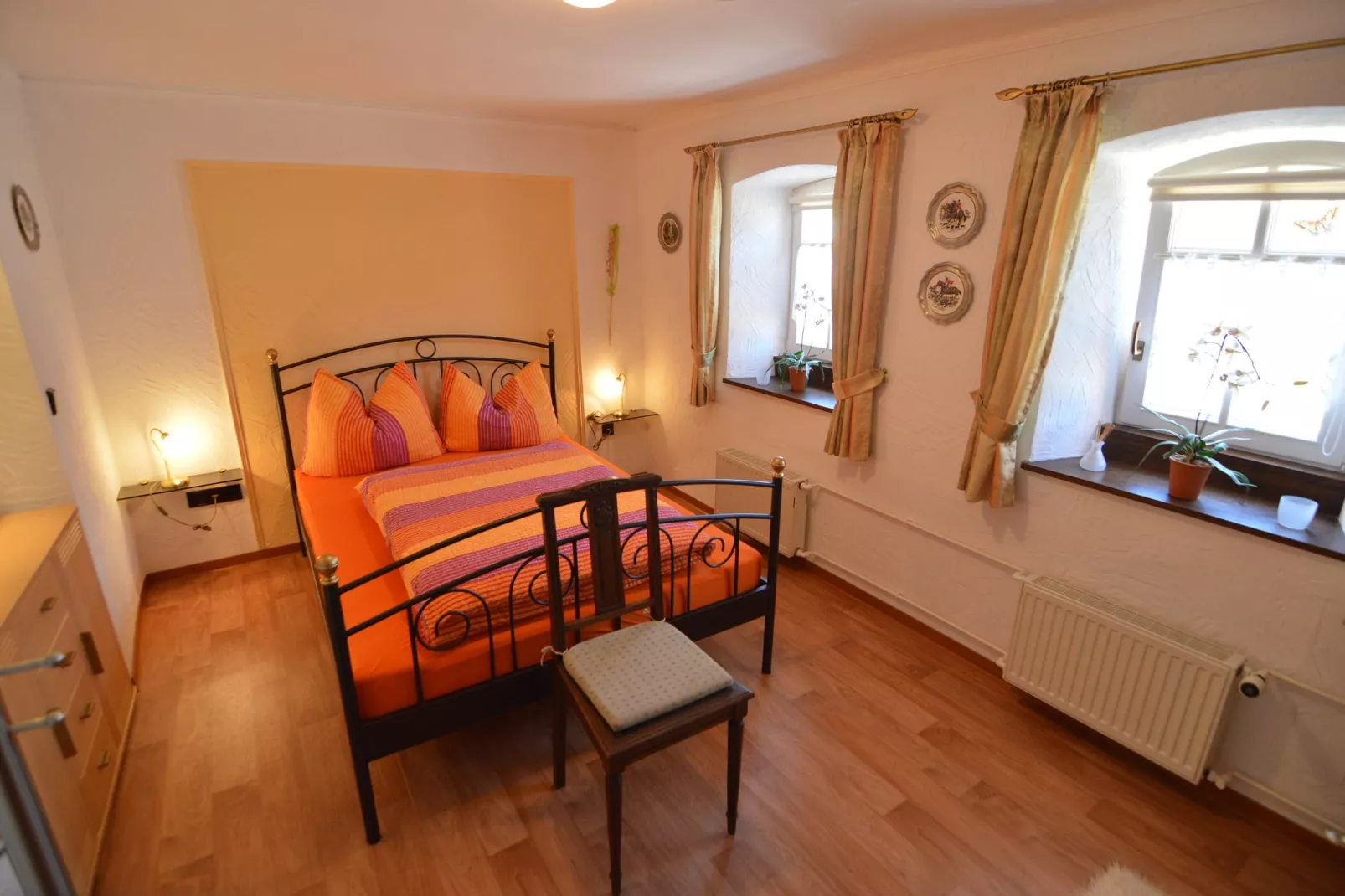 Bauern Kate Alt Dedzen-Bedroom