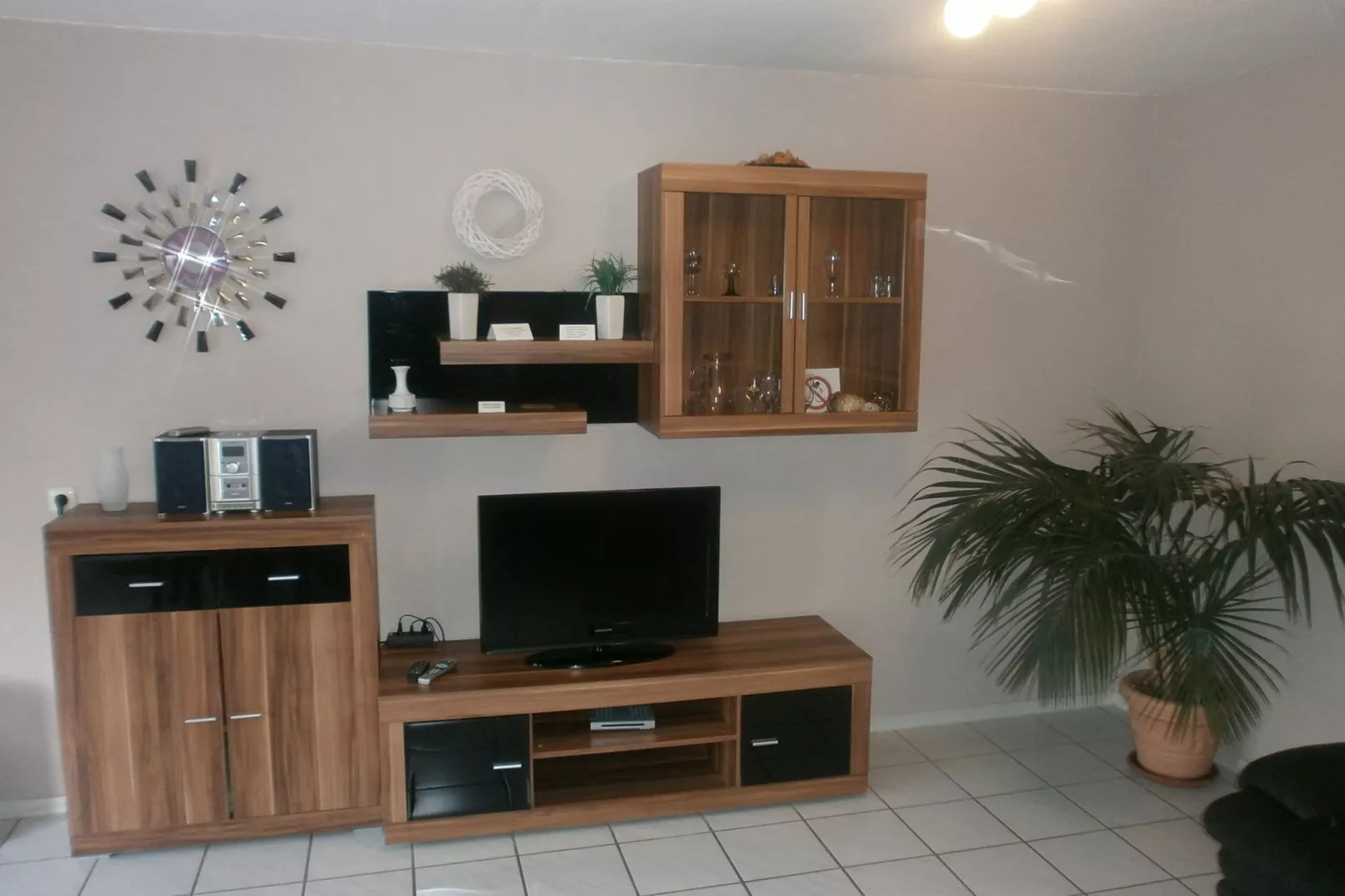 Beatrix-Living room