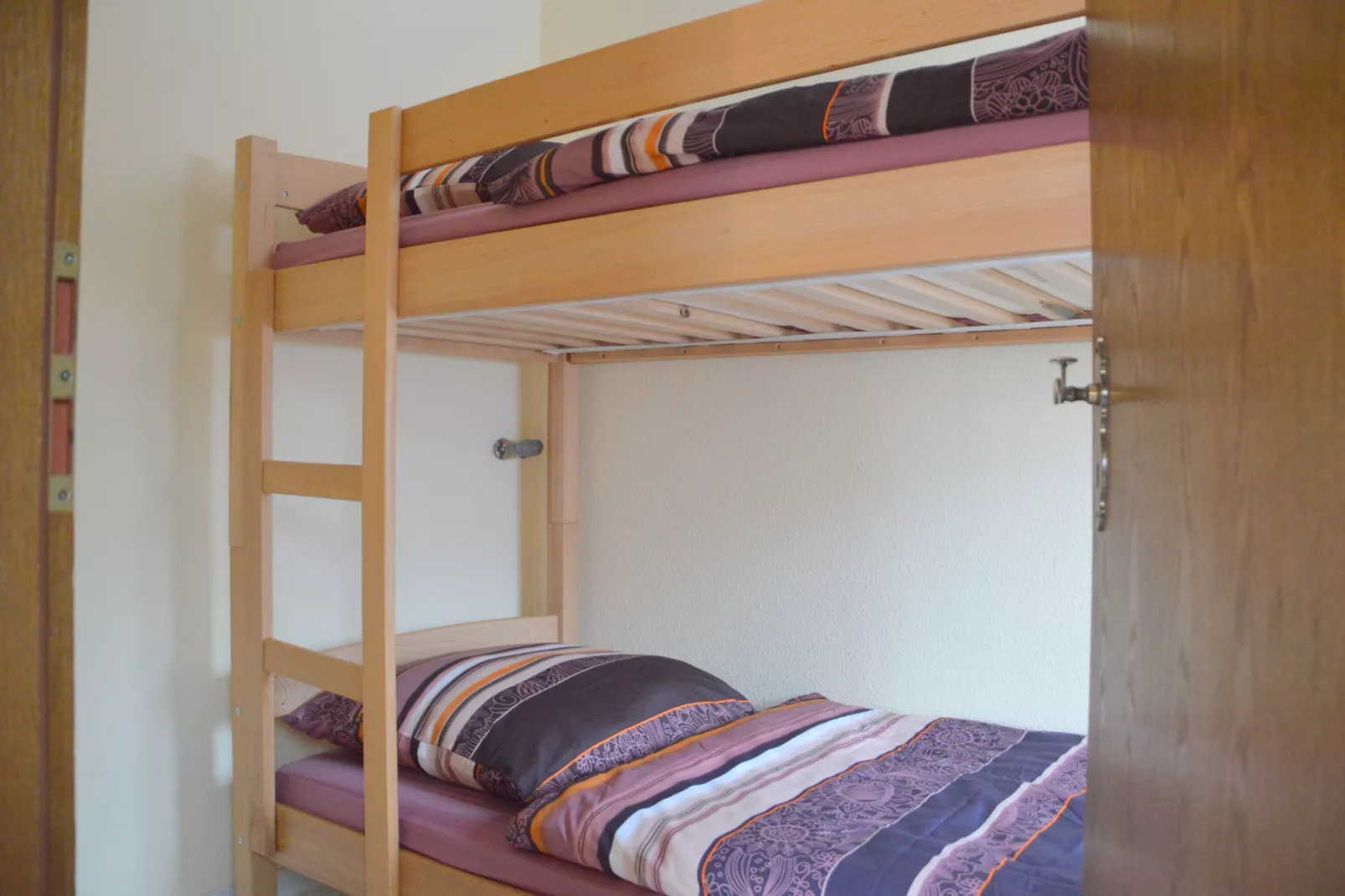 Beatrix-Bedroom