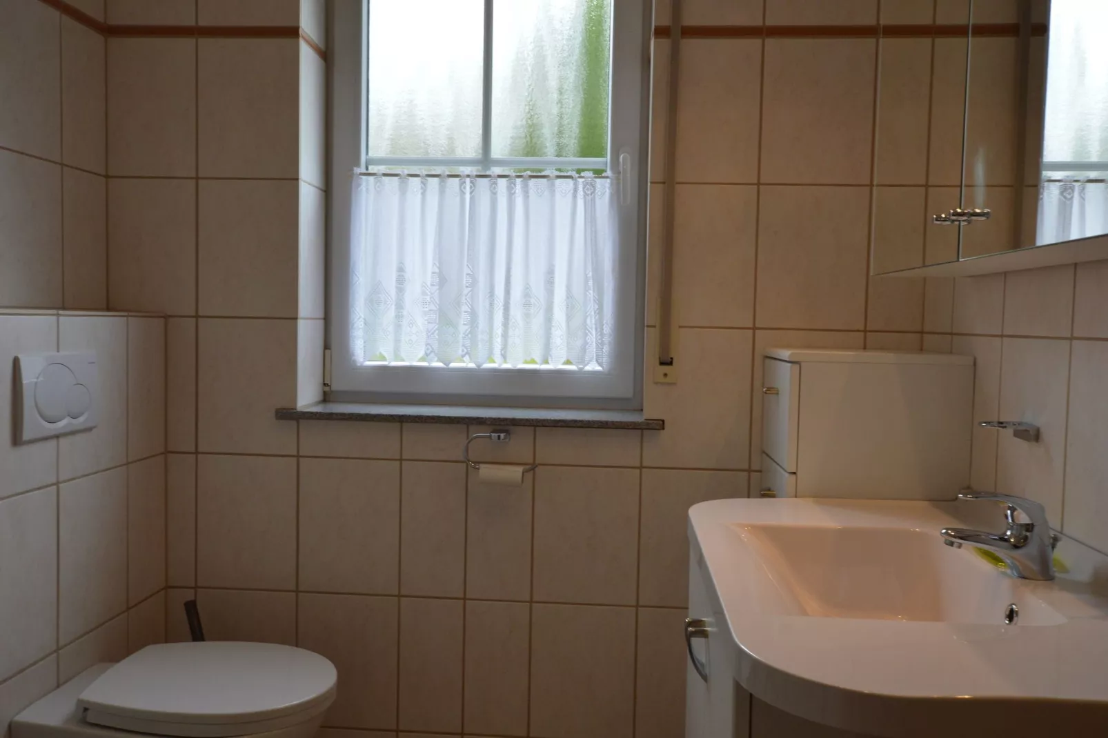 Ferienwohnung Grün - Badezimmer