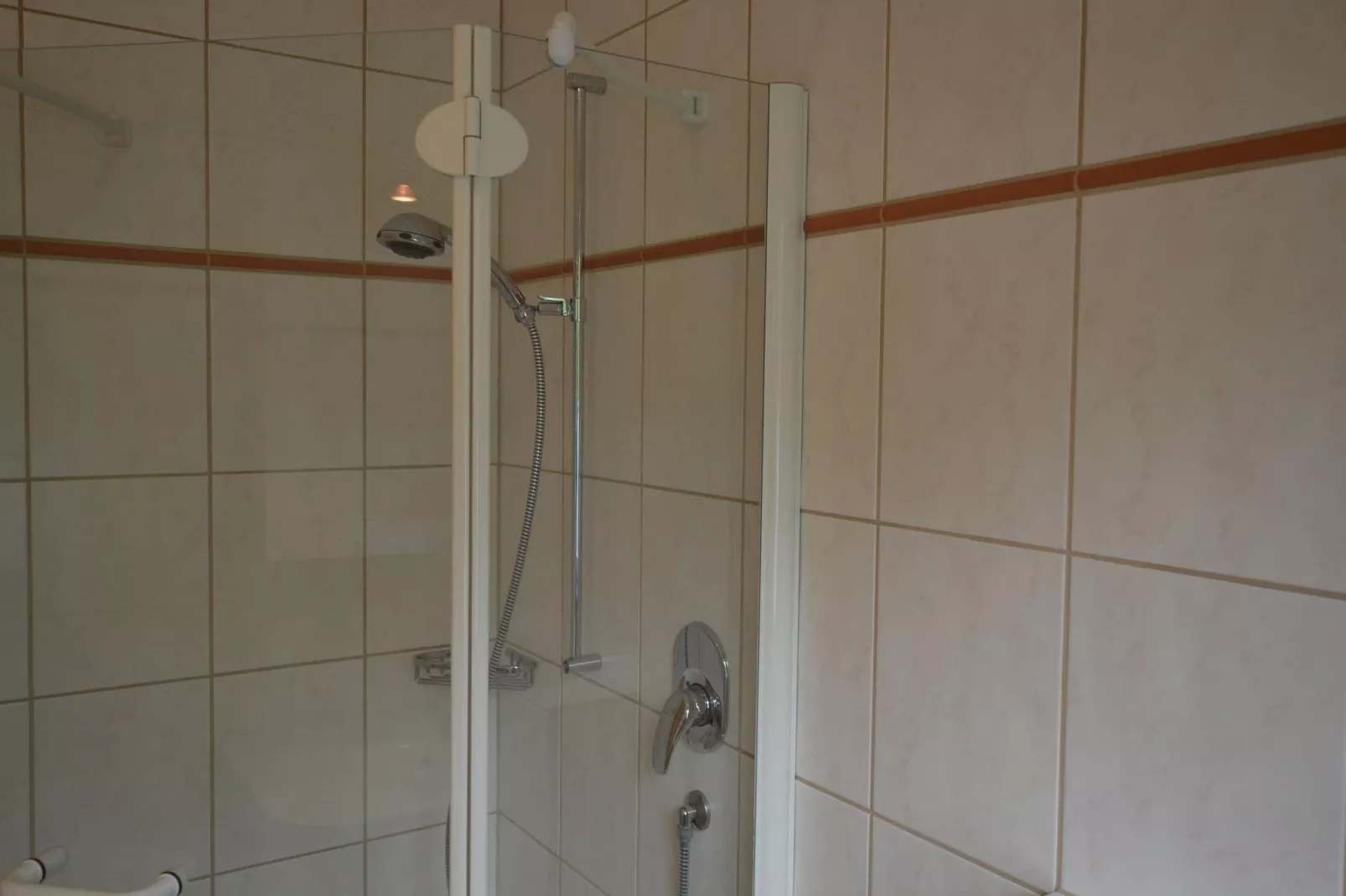 Ferienwohnung Grün - Badezimmer