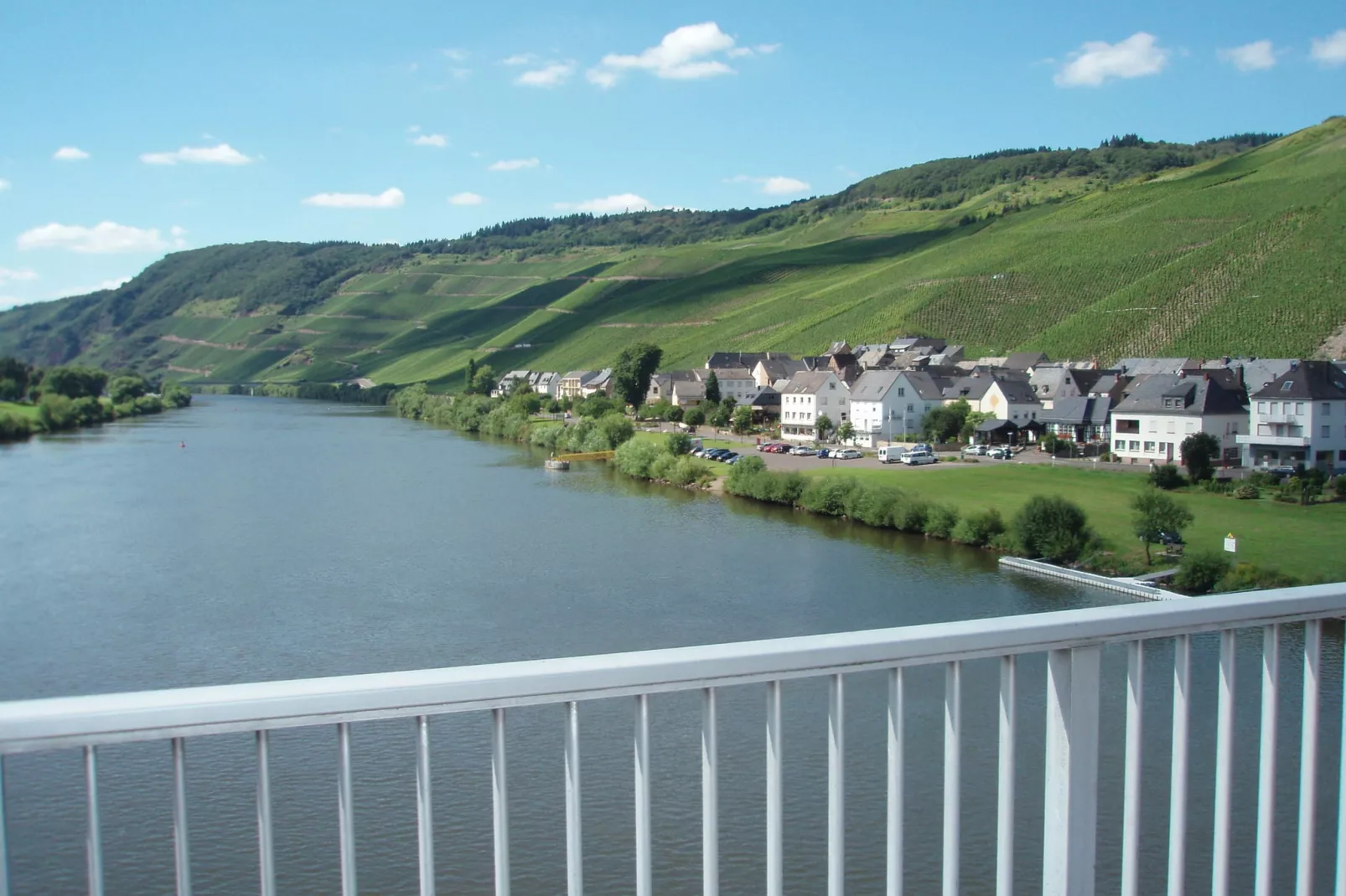 Weingut Justen-Kiebel-Areas summer 1km
