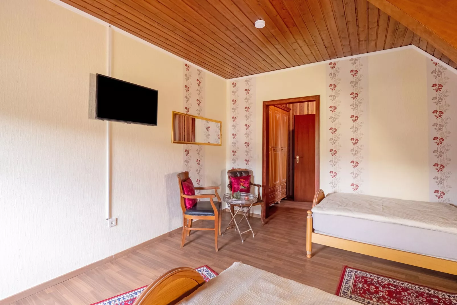 Gruppenhaus Rosenberg-Bedroom