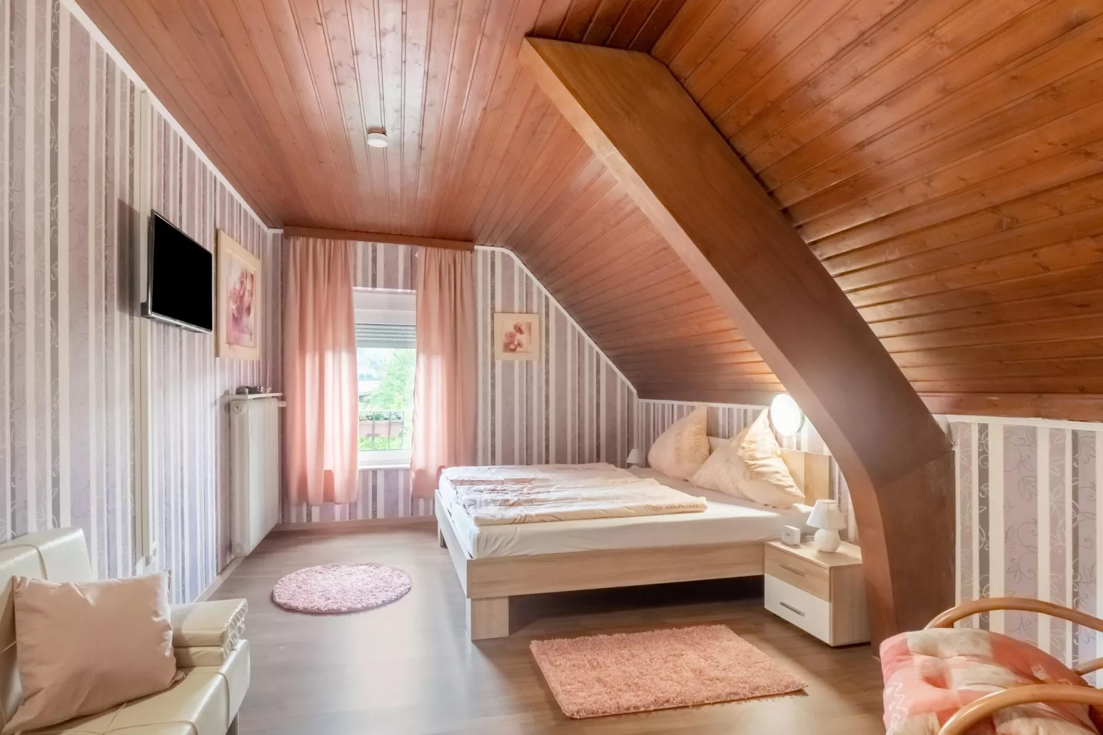 Gruppenhaus Rosenberg-Bedroom