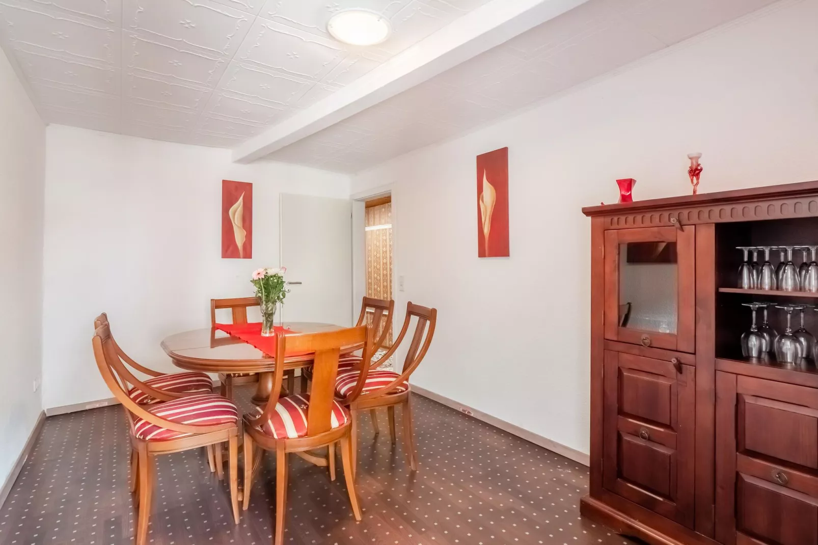 Appartement Römerhang-Dining room