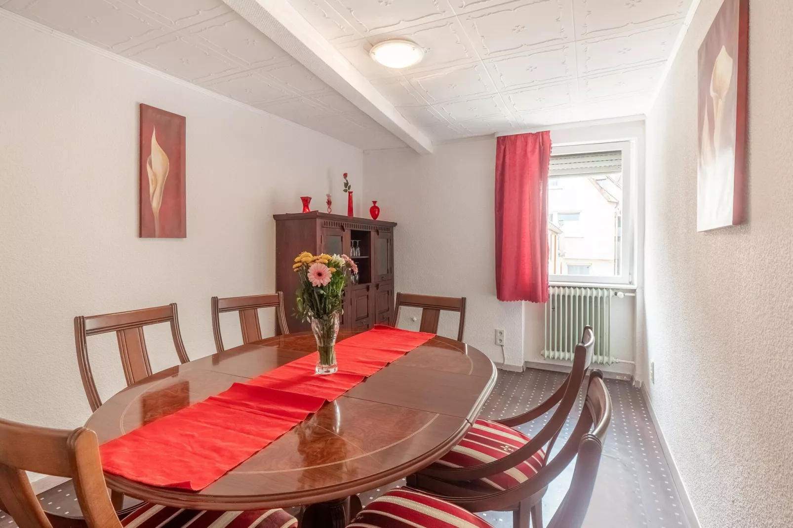 Appartement Römerhang-Dining room