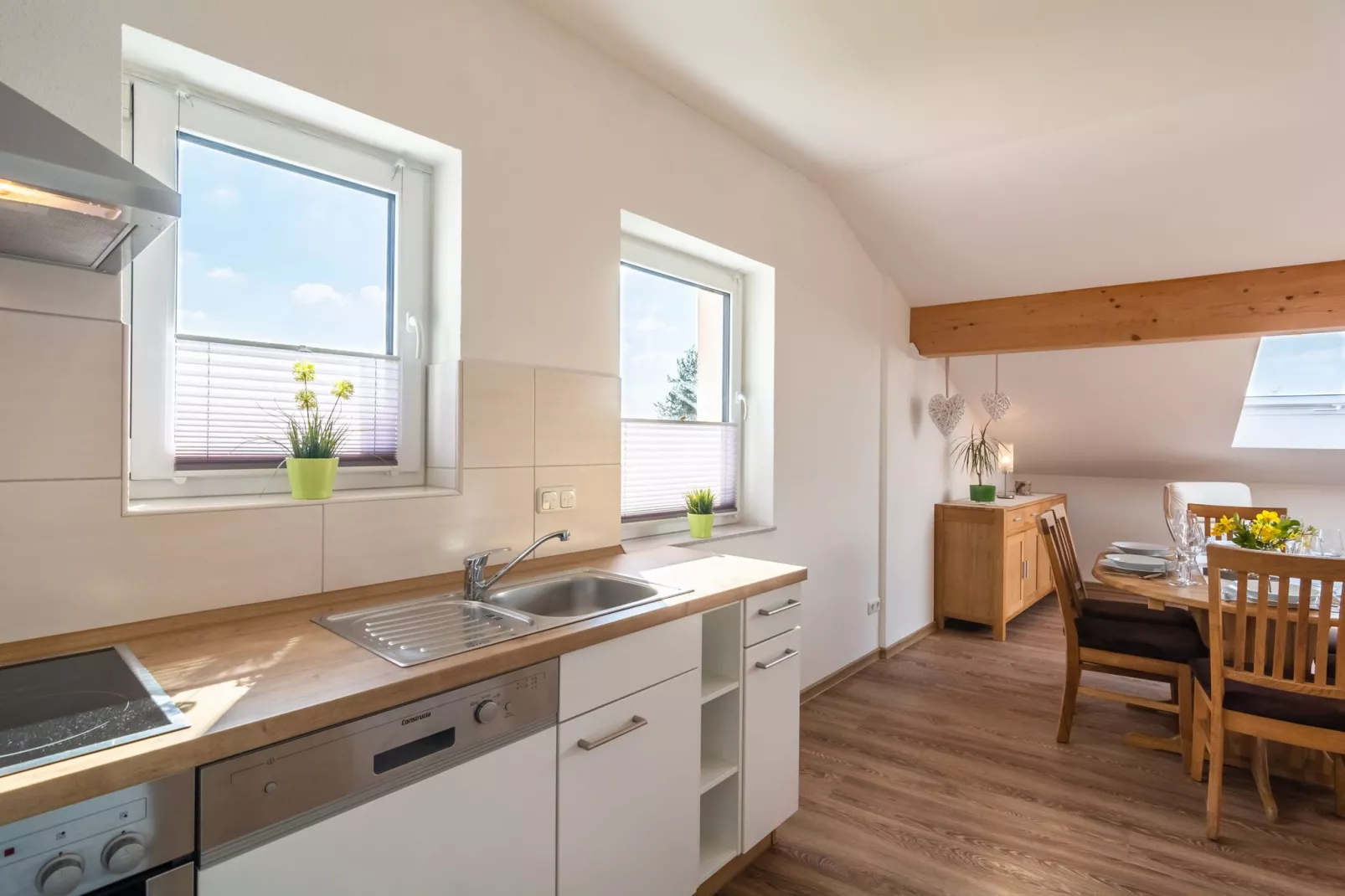 Julia OG-Kitchen